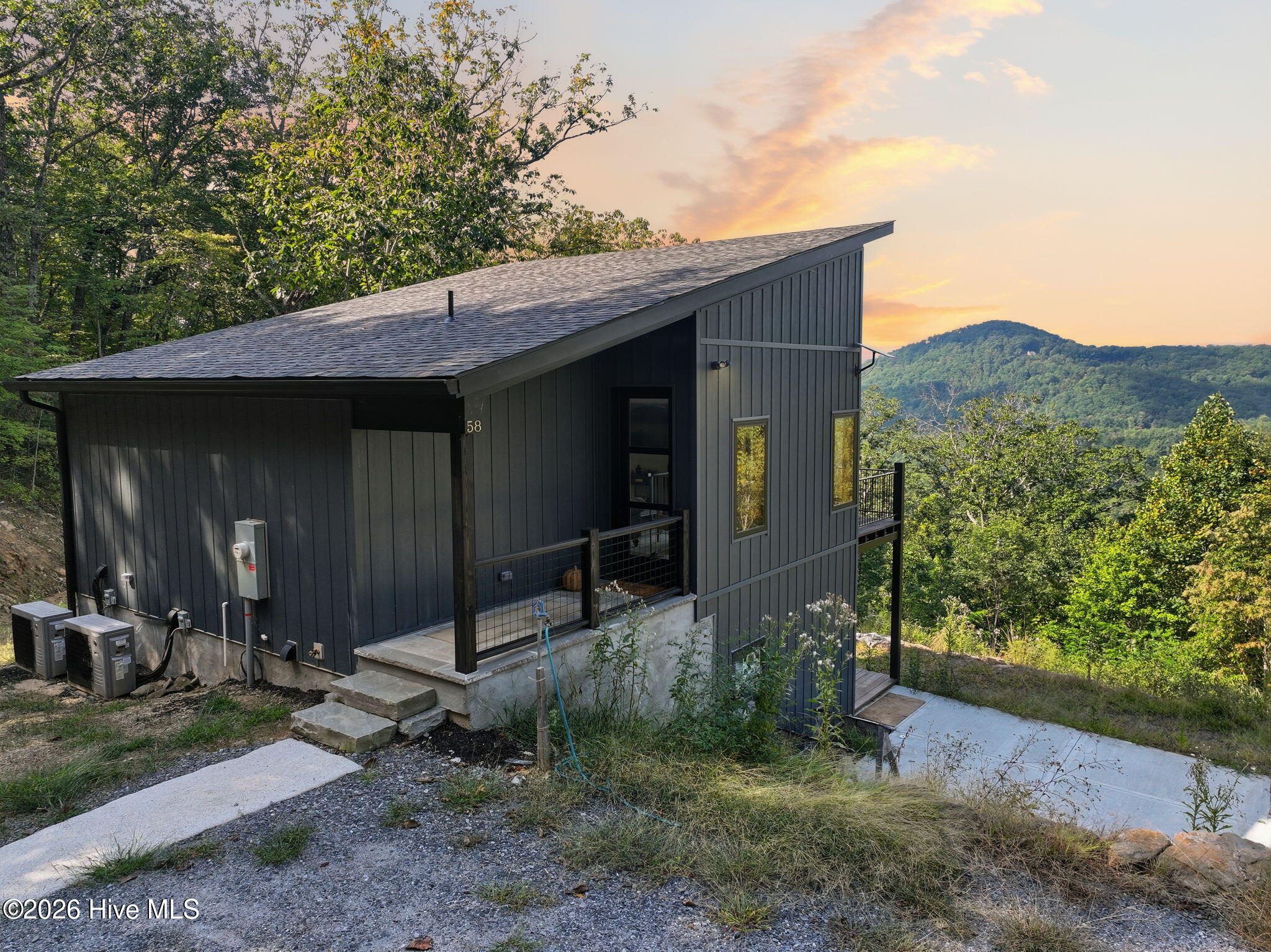 58 Mutt Ridge