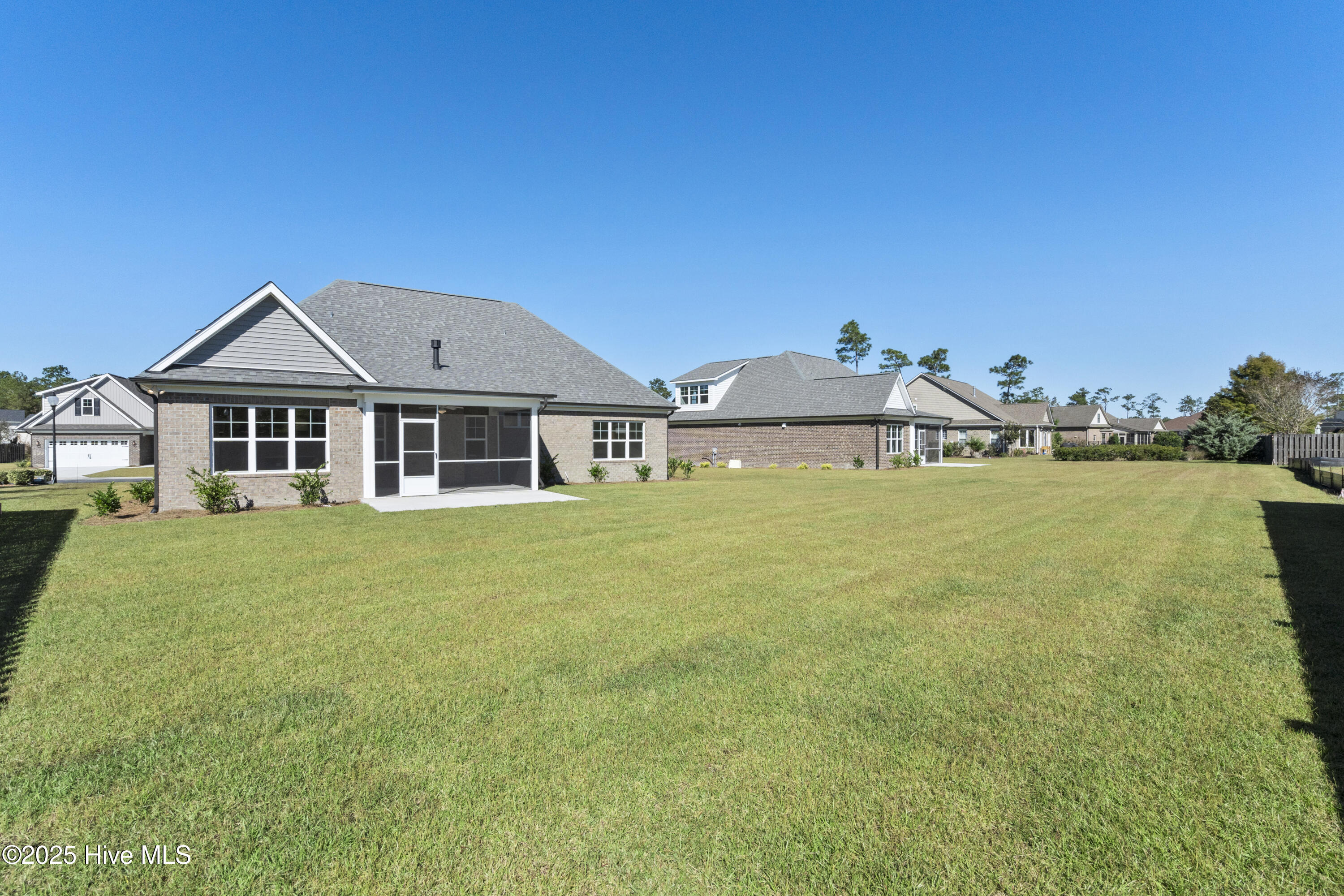 100517752 | Photo 42