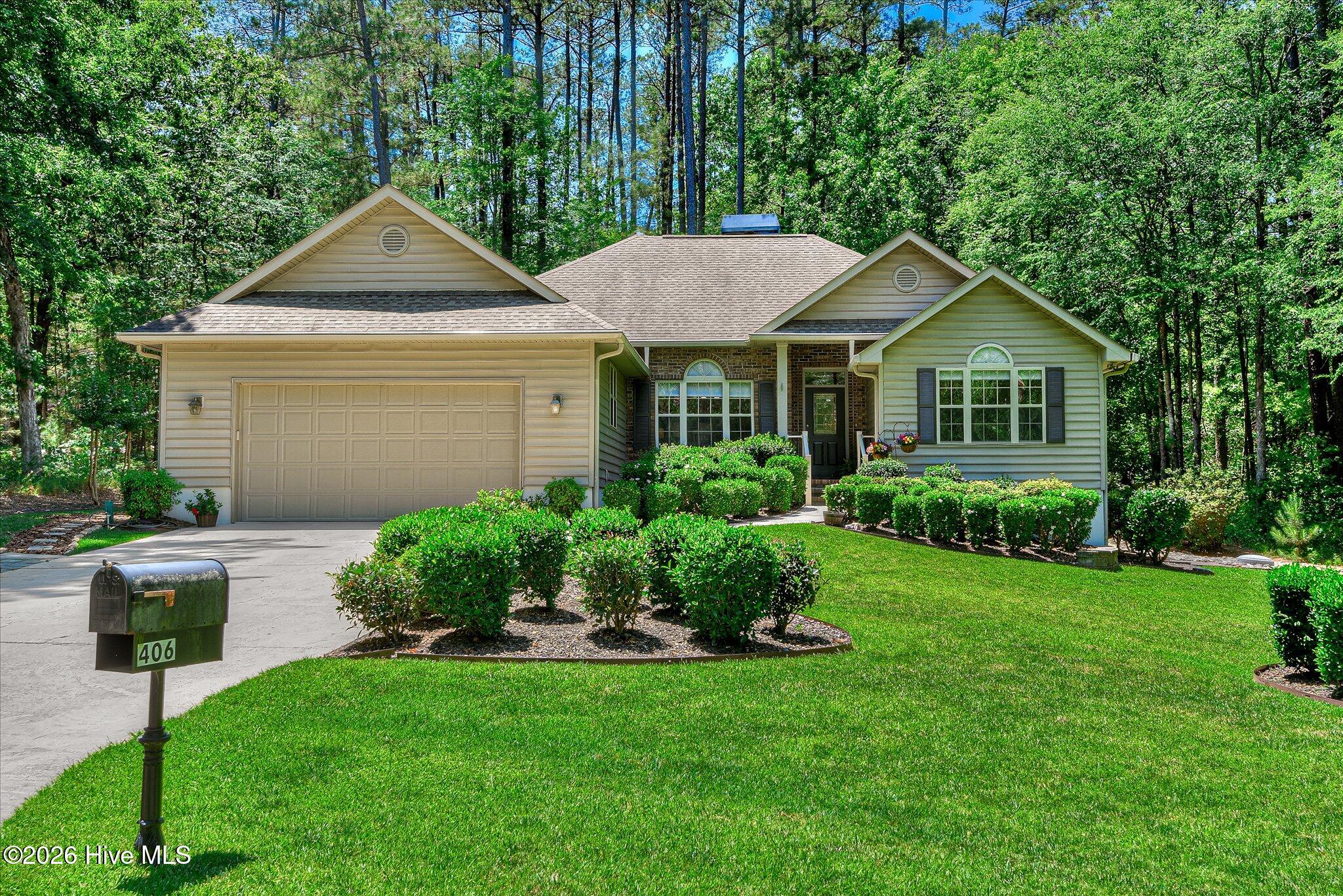 Homes for sale in Mc Cormick, SC | 406 Charles Pl, Mc Cormick, SC 29835 | MLS# 100575192