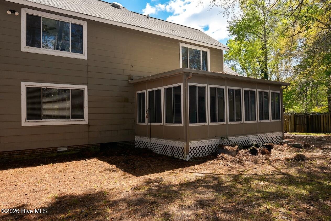 100563872 | Photo 17