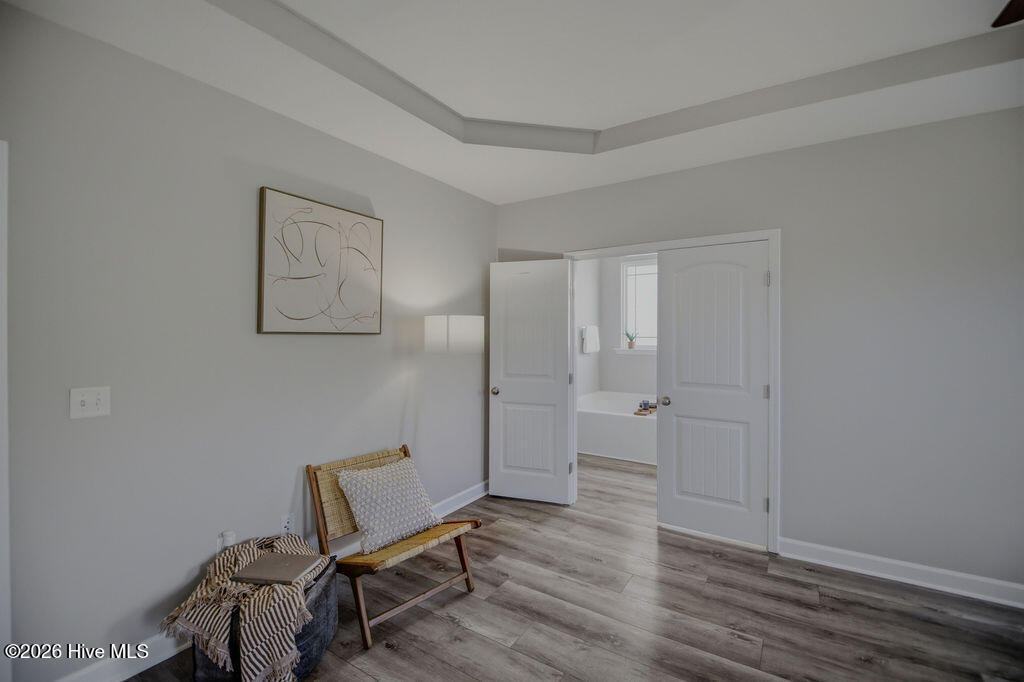 100568501 | Photo 16