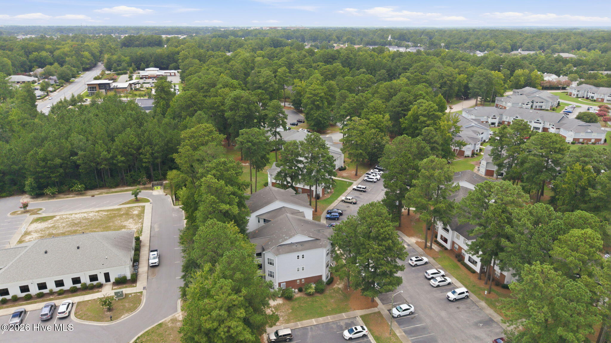 2nd image of 3320 Mulberry Ln, Greenville, NC 27858