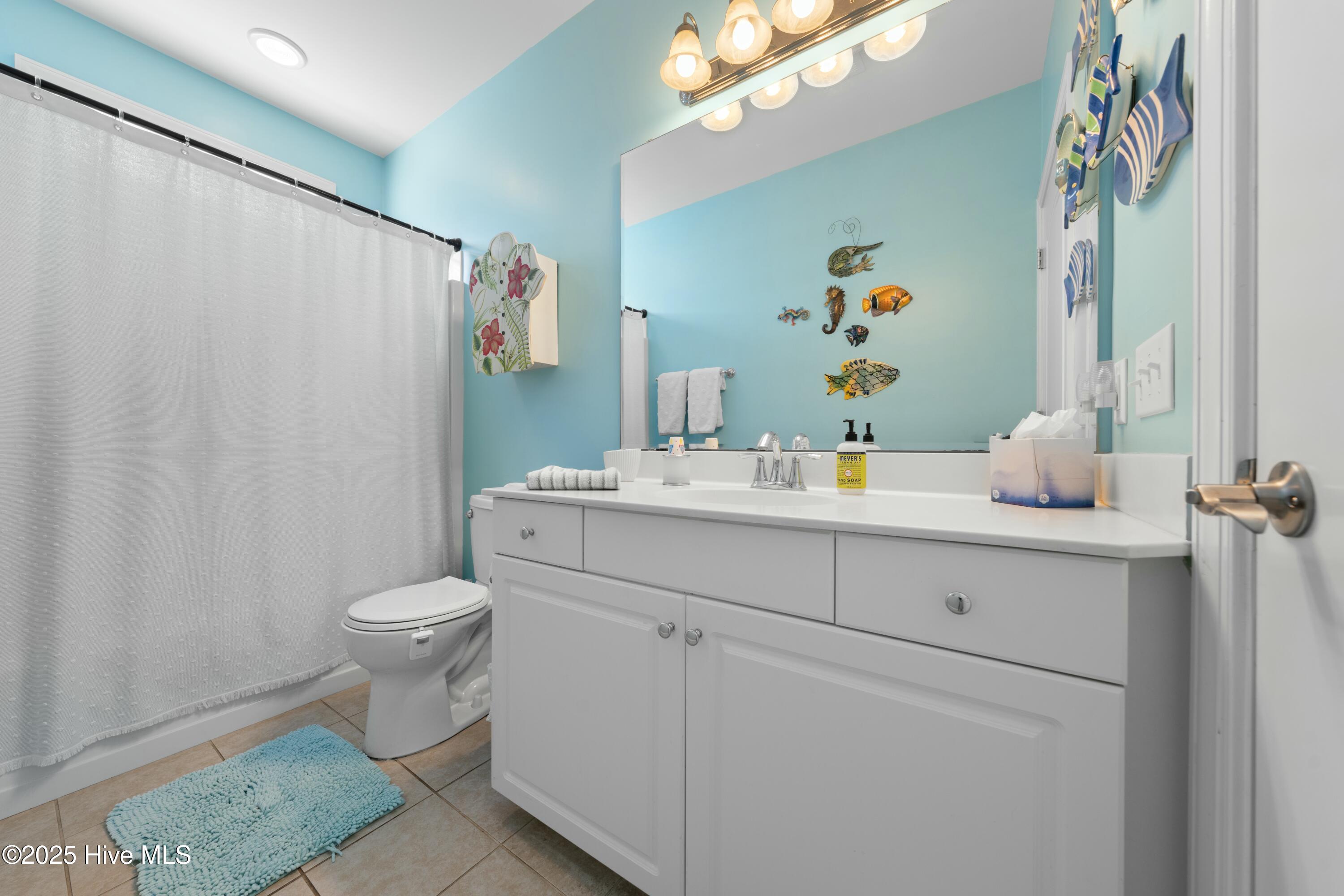 100552218 | Photo 16