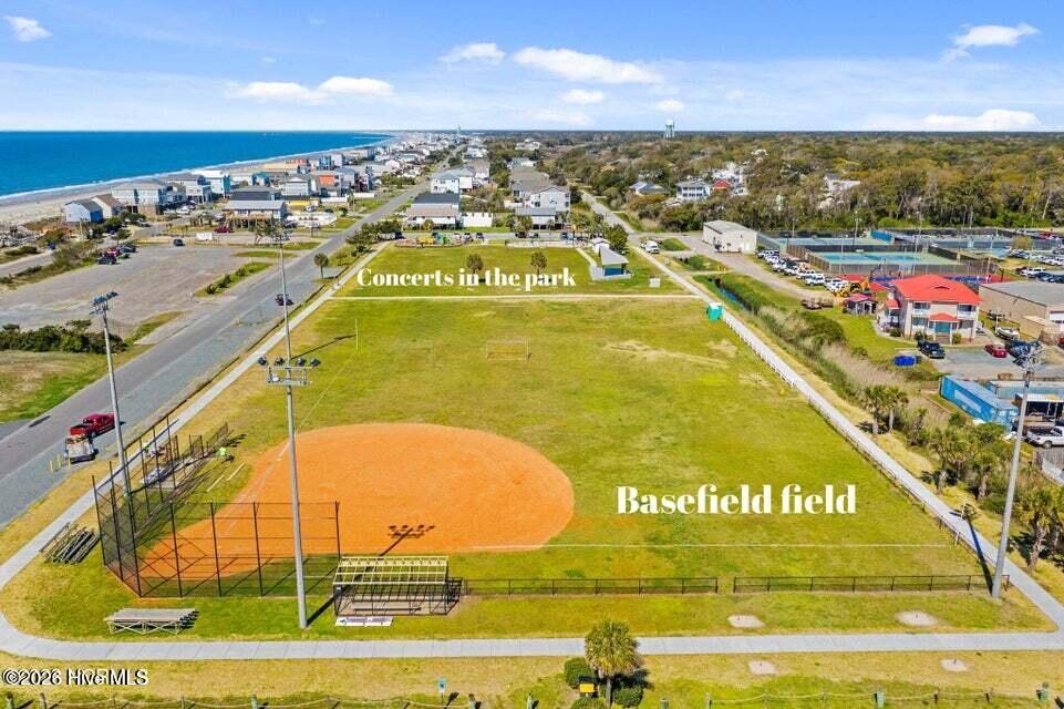 100564168 | Photo 45