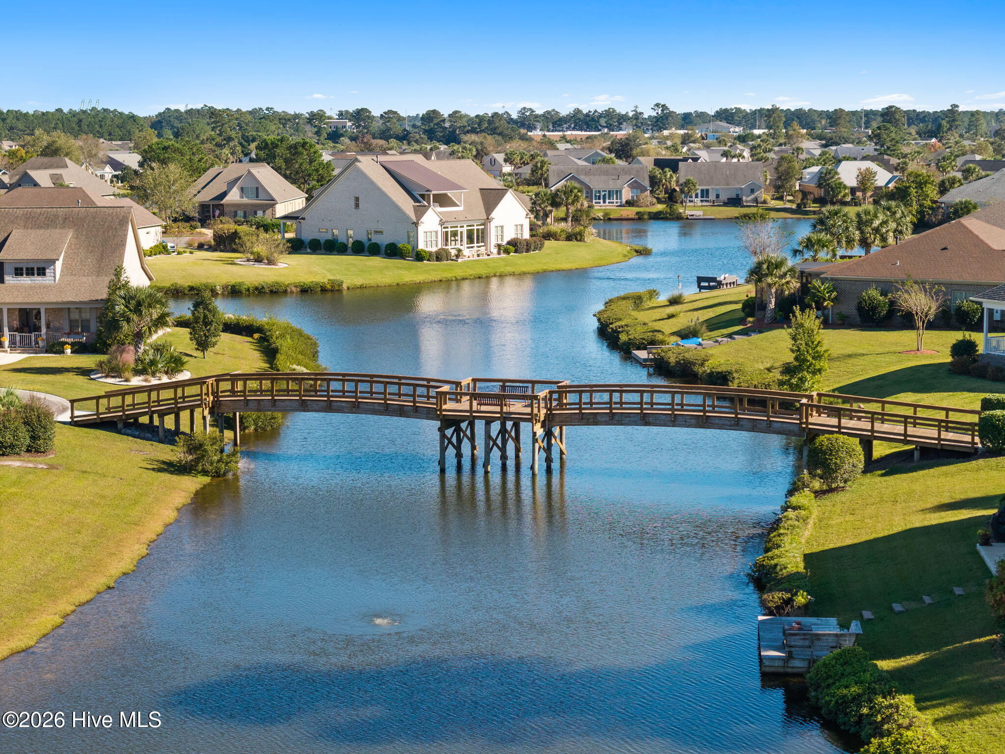 100562365 | Photo 43