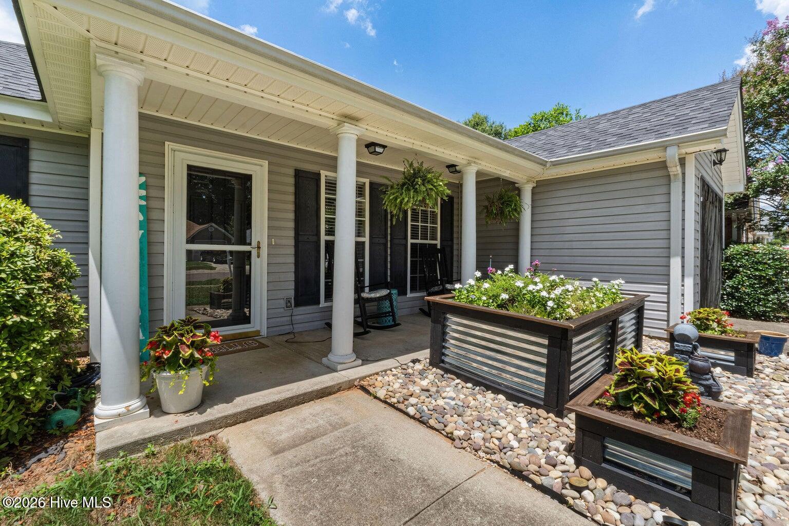 Photo 3 of Single family home for sale at 158 Oakland Dr, North Augusta, SC 29860 | MLS# 100589760 | Listing updated on 2026-09-23