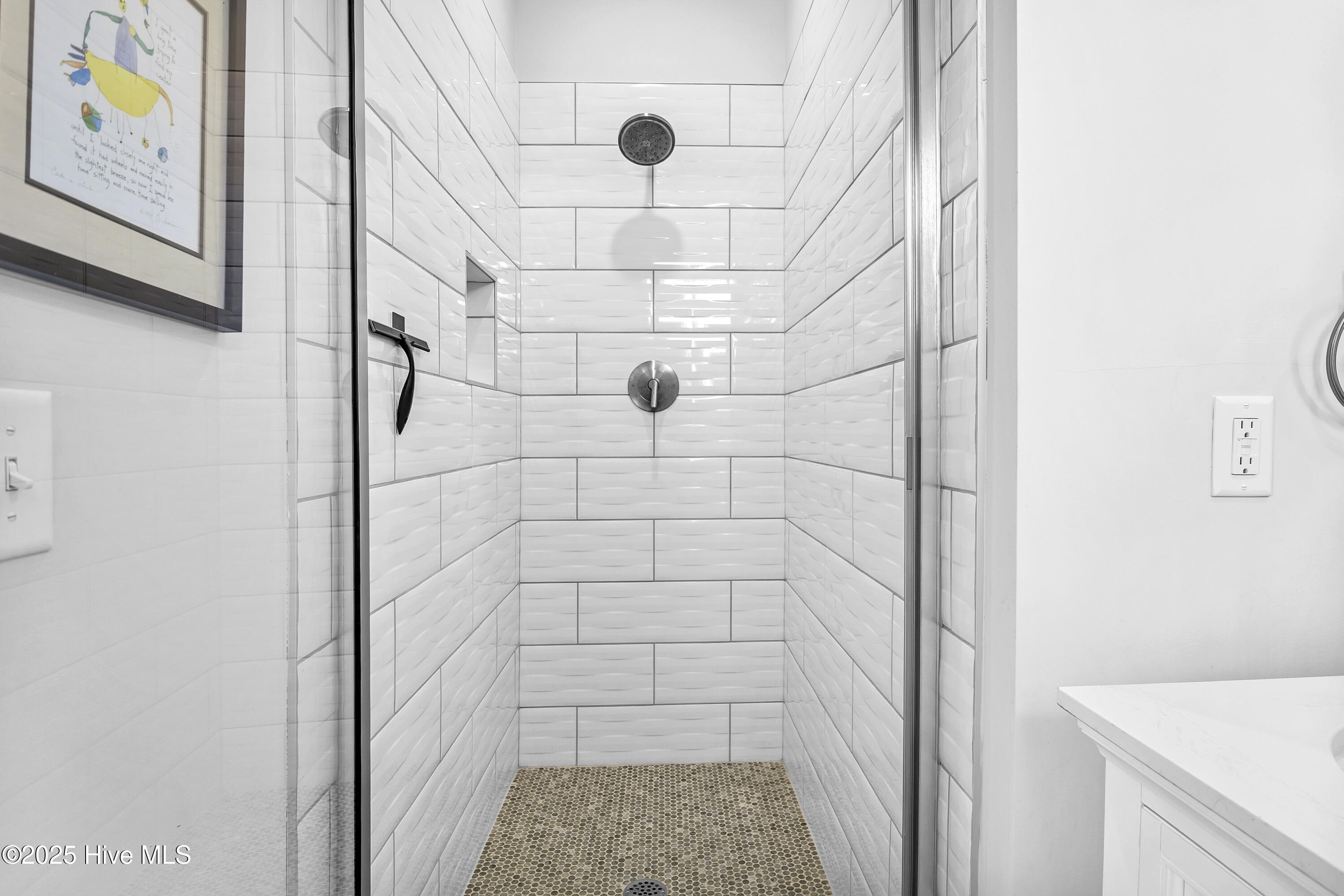 100540464 | Photo 54