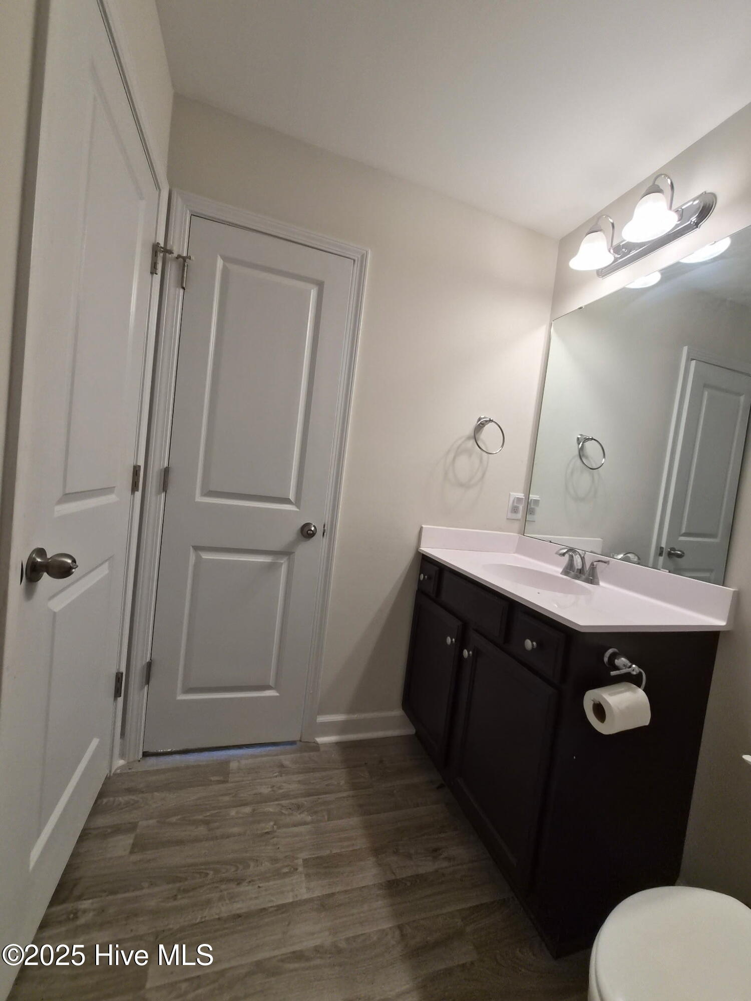 100539577 | Photo 22