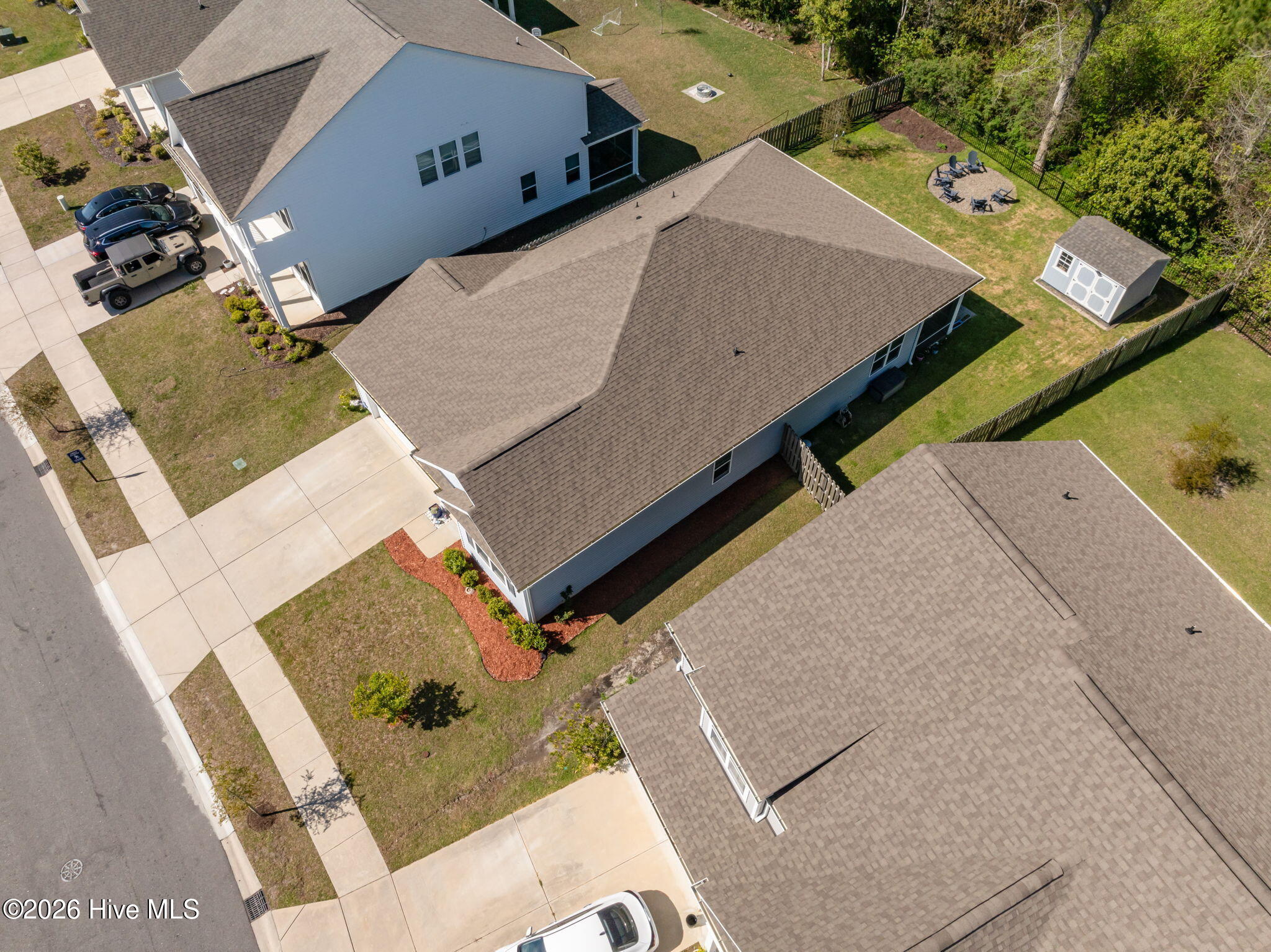 100566590 | Photo 17