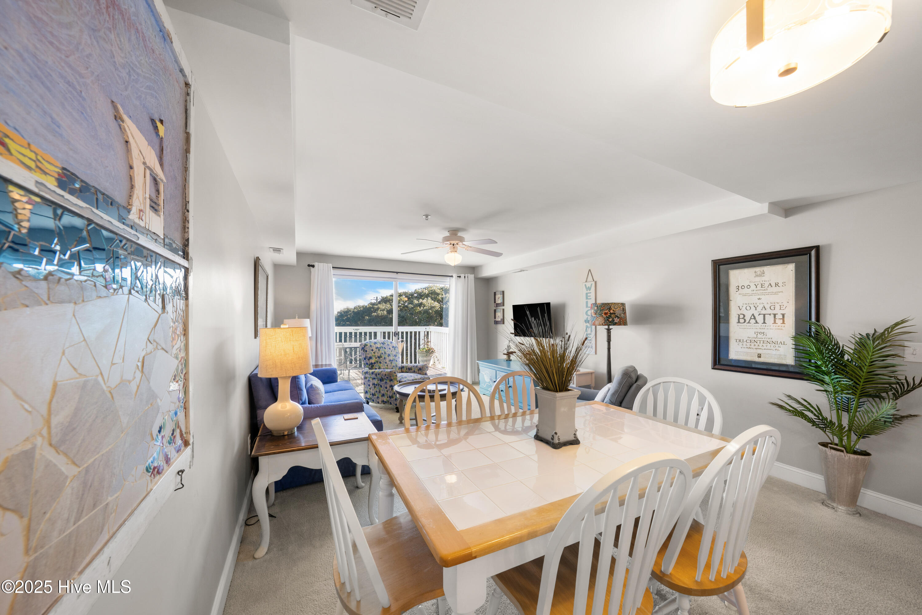 100562977 | Photo 31