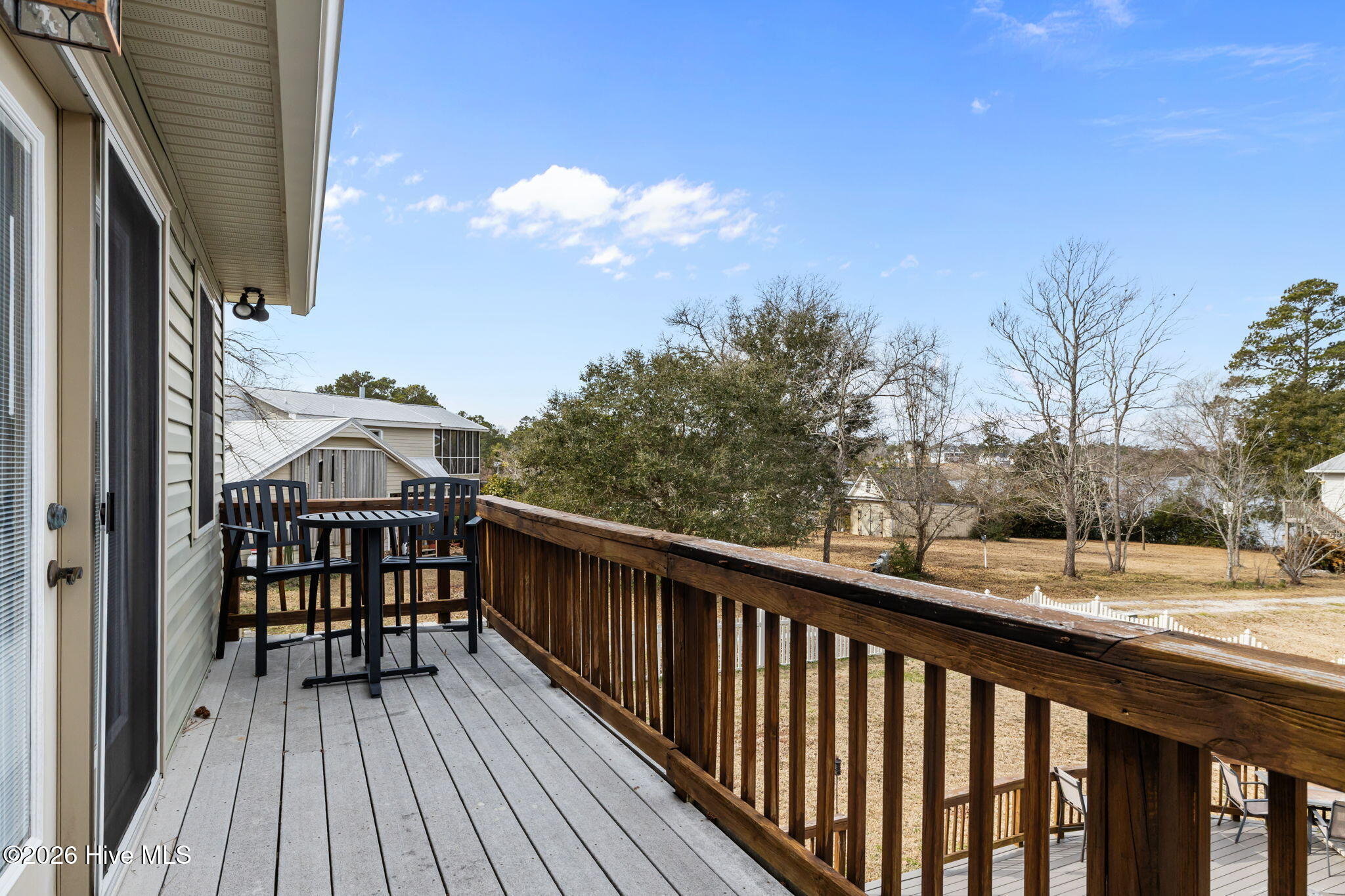 100558947 | Photo 27