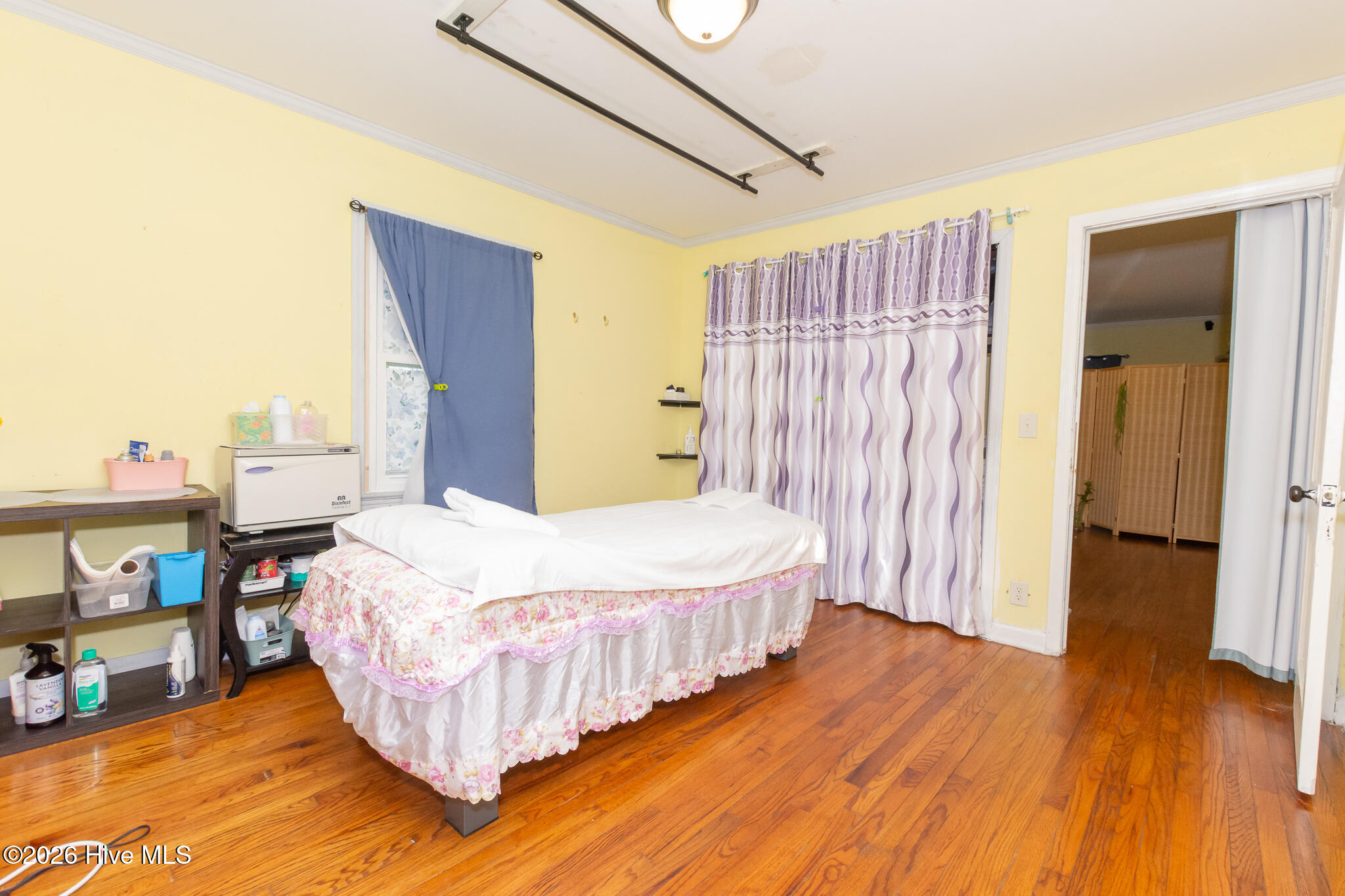 100549393 | Photo 19