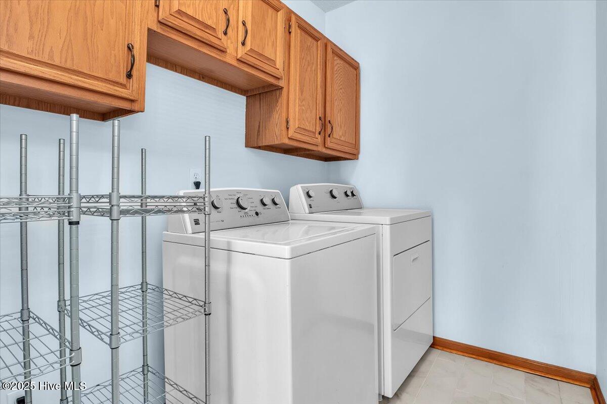 100568309 | Photo 48