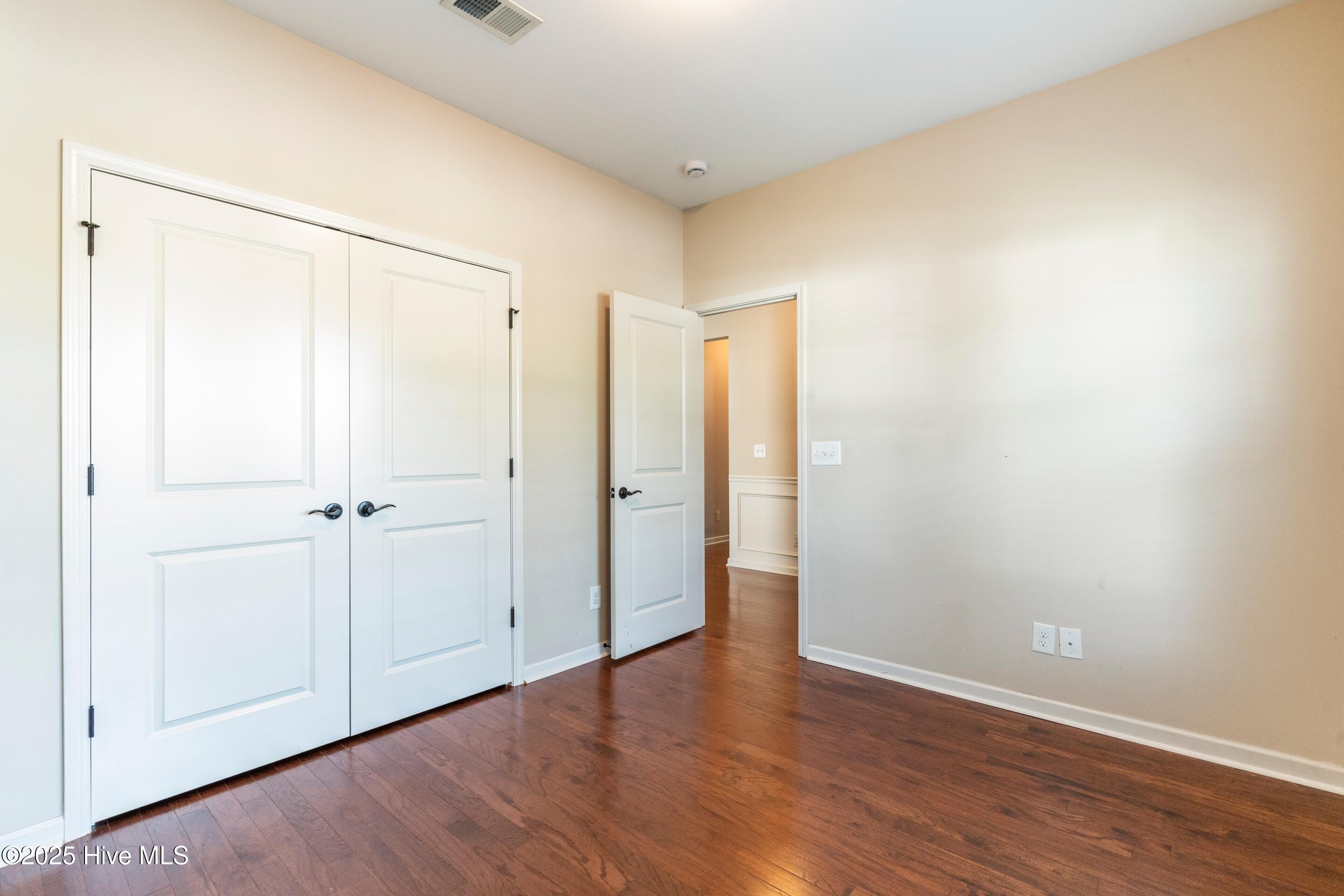 100522432 | Photo 46