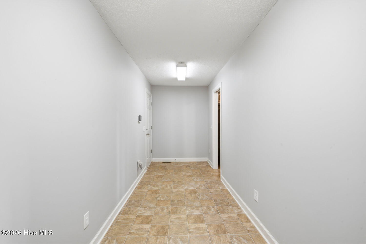 100559475 | Photo 12