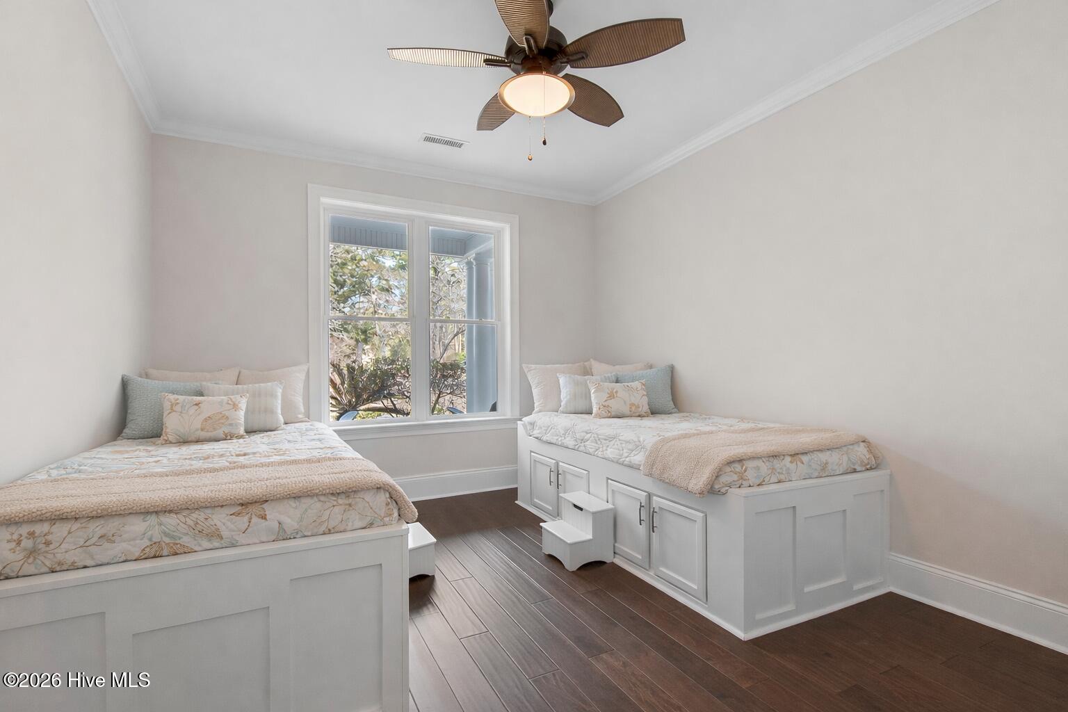 100556573 | Photo 37