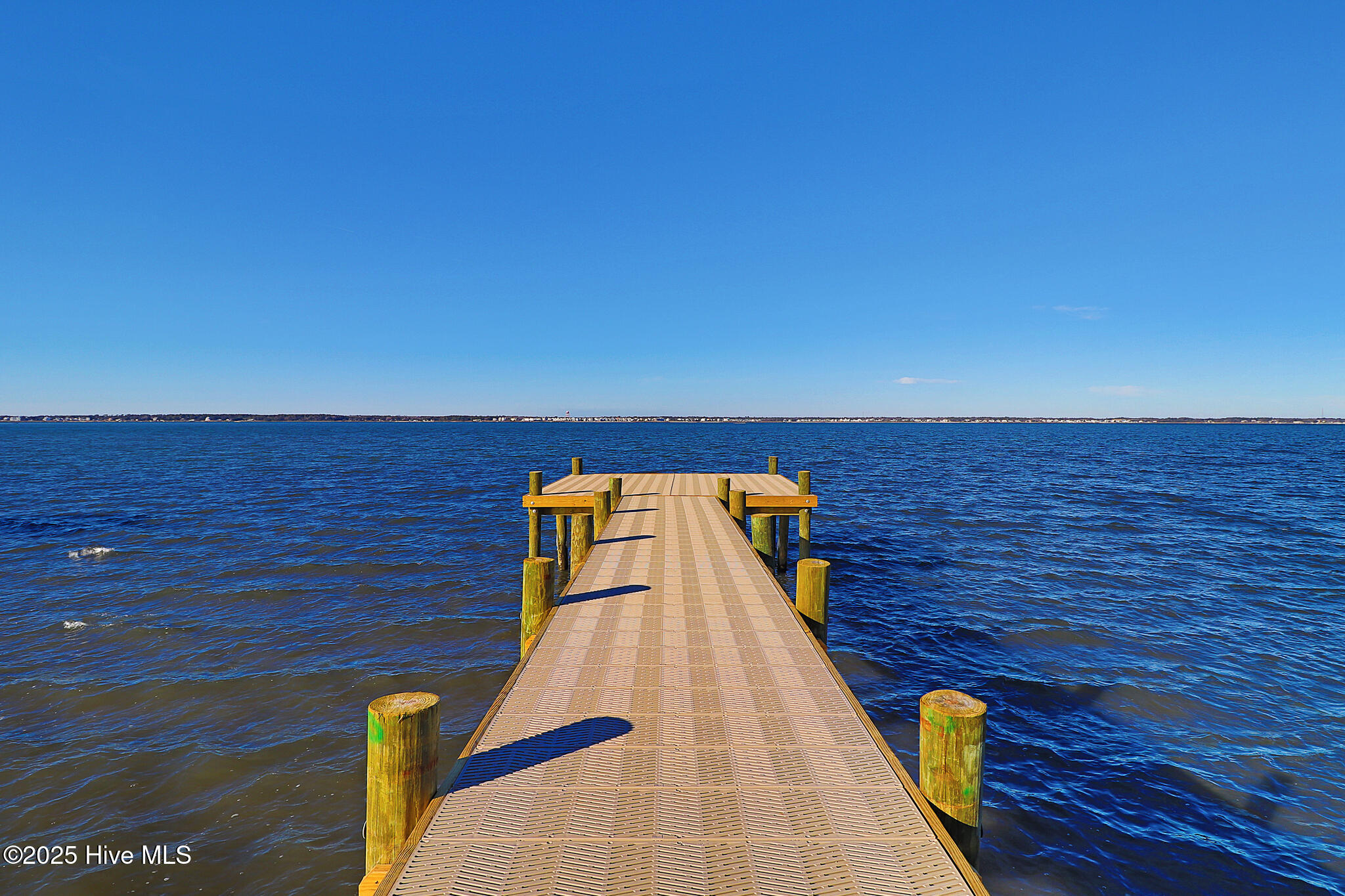 100568603 | Photo 12