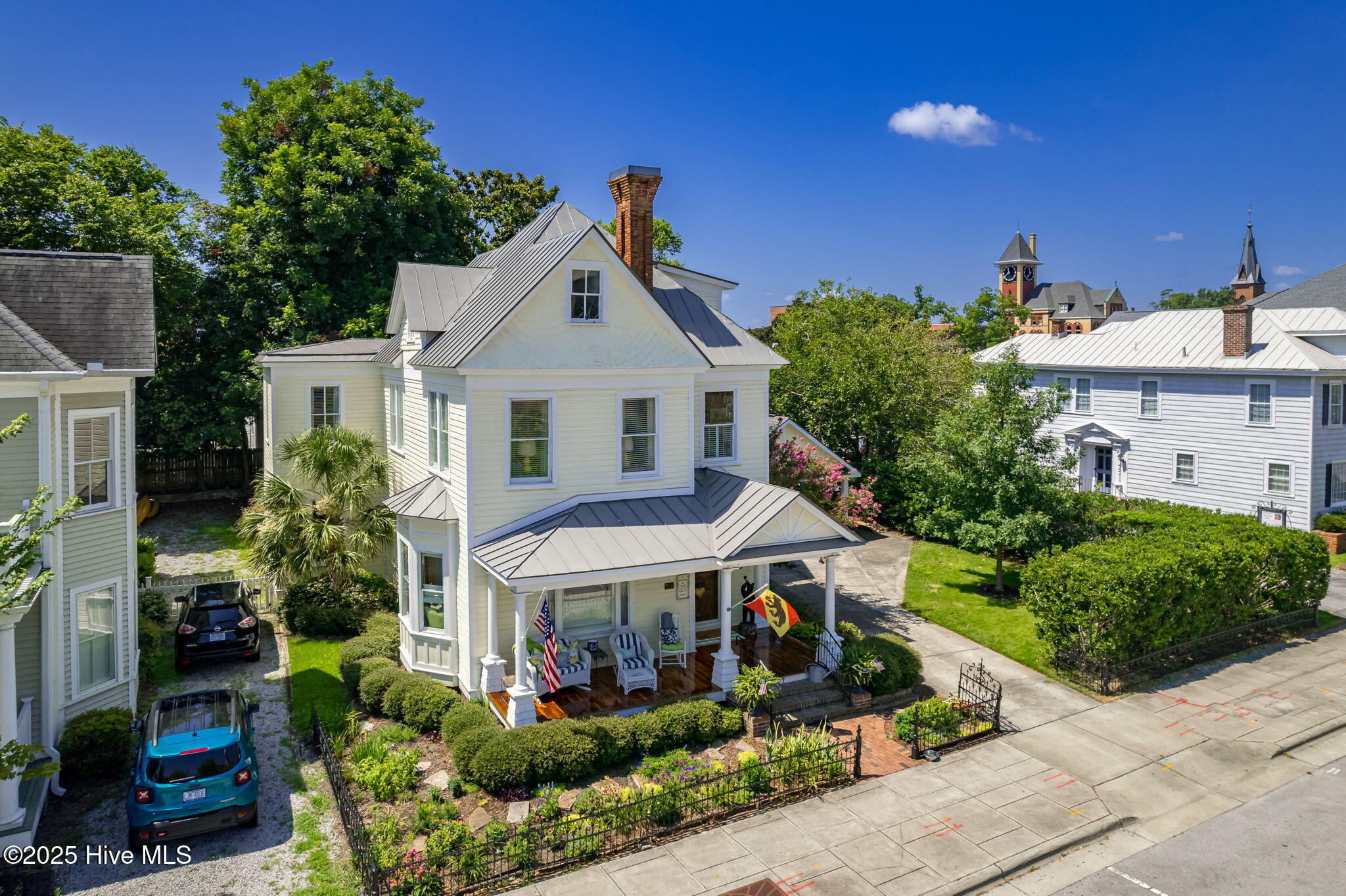 Homes for sale in New Bern, NC | 207 Broad St, New Bern, NC 28560 | MLS# 100521033