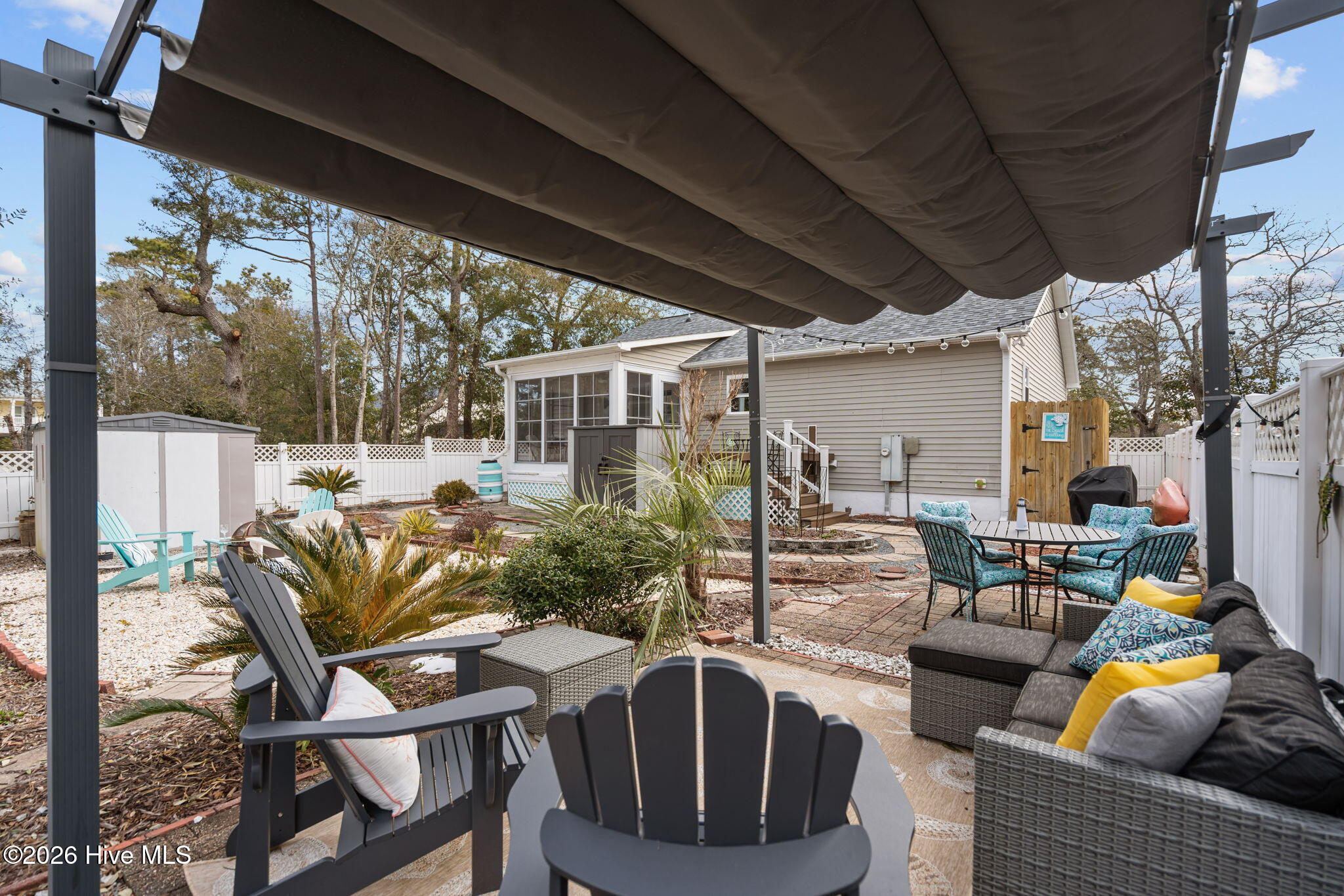 100554076 | Photo 34