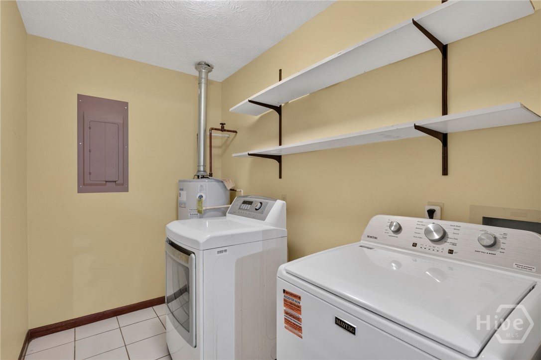 spacious laundry/mudroom