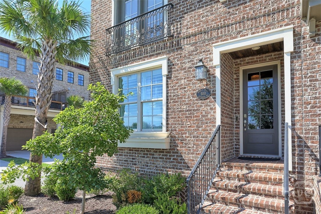 Photo 3 of Townhouse for sale at 500 Altamaha St, Savannah, GA 31401 | MLS# SA362897 | Listing updated on 2026-09-17