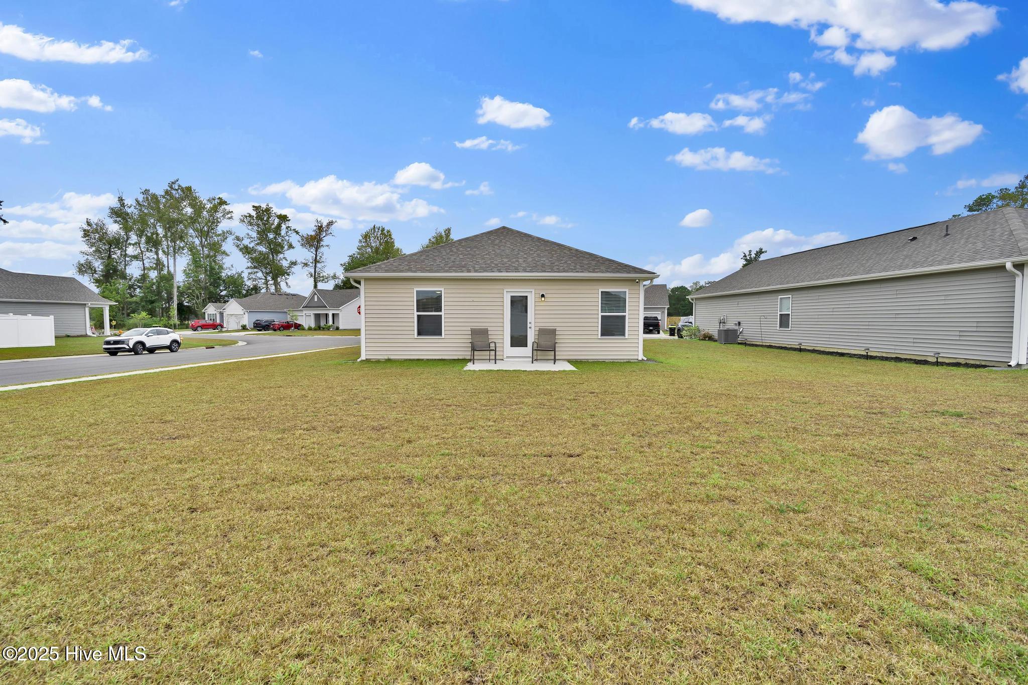 100532272 | Photo 30