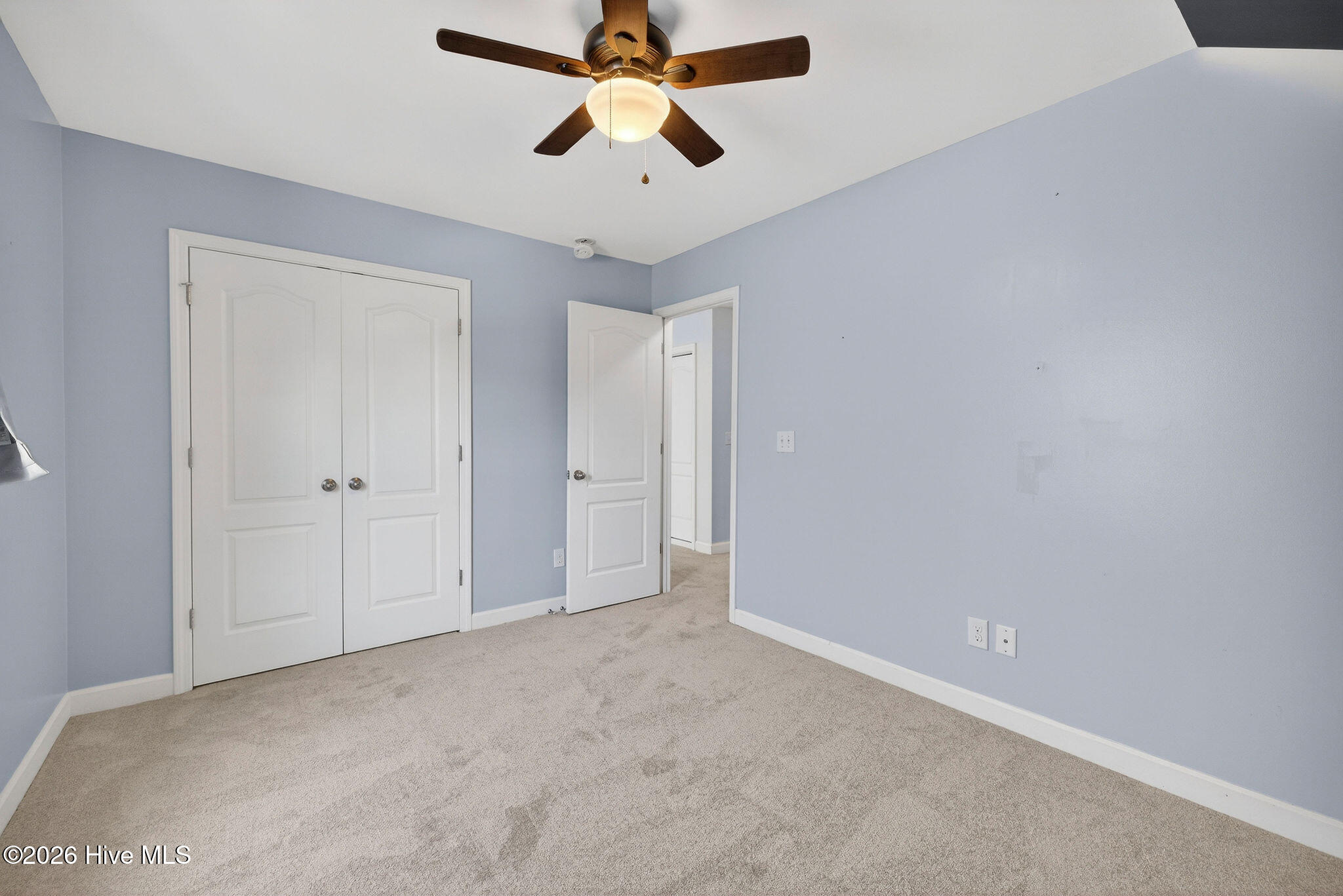 100564802 | Photo 38