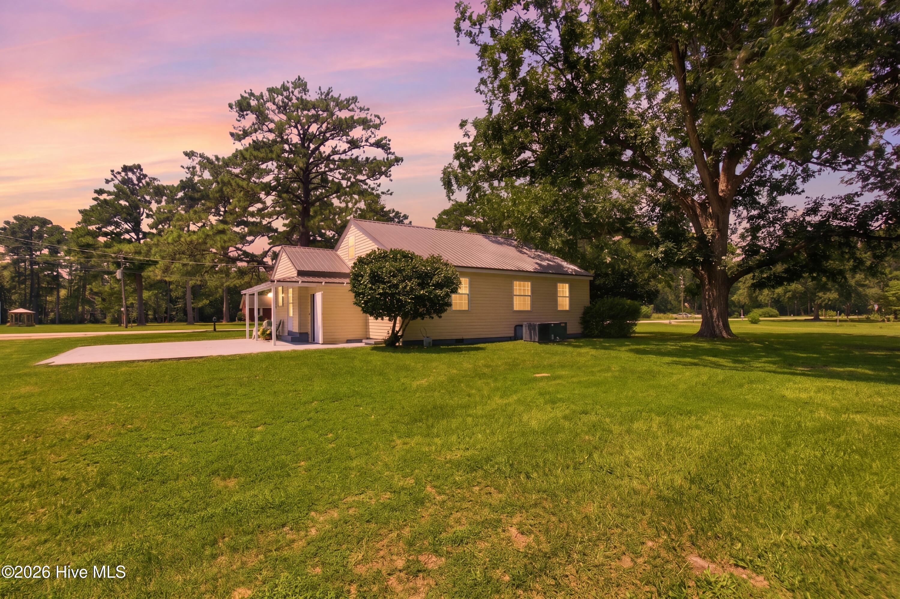 10387 Nc 306 S,Arapahoe