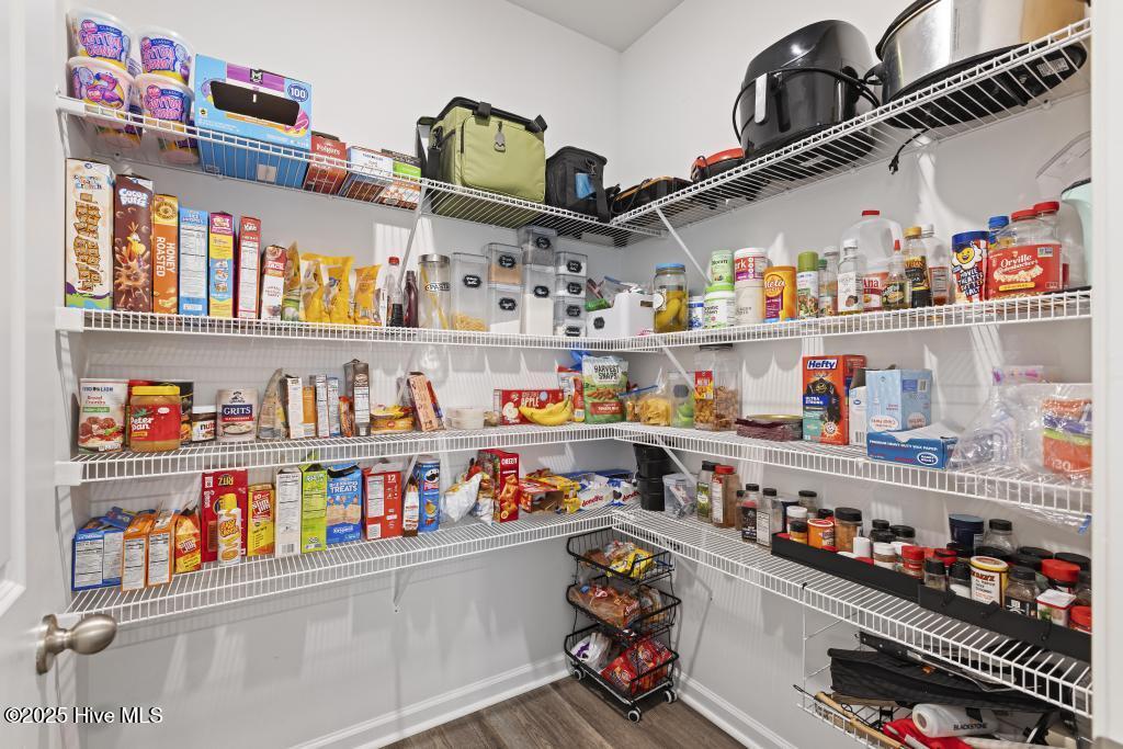 100536703 | Photo 18