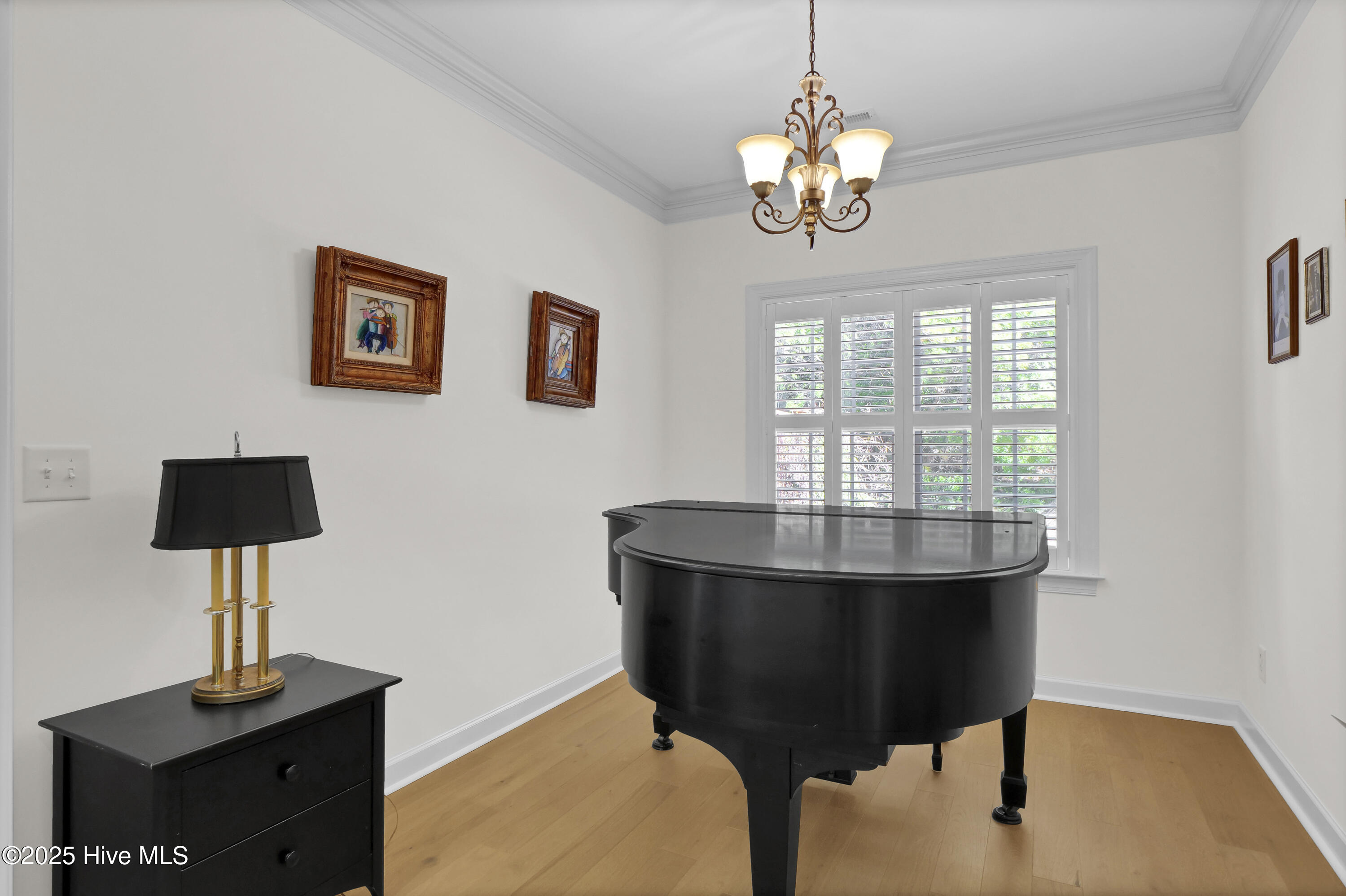 100547424 | Photo 13