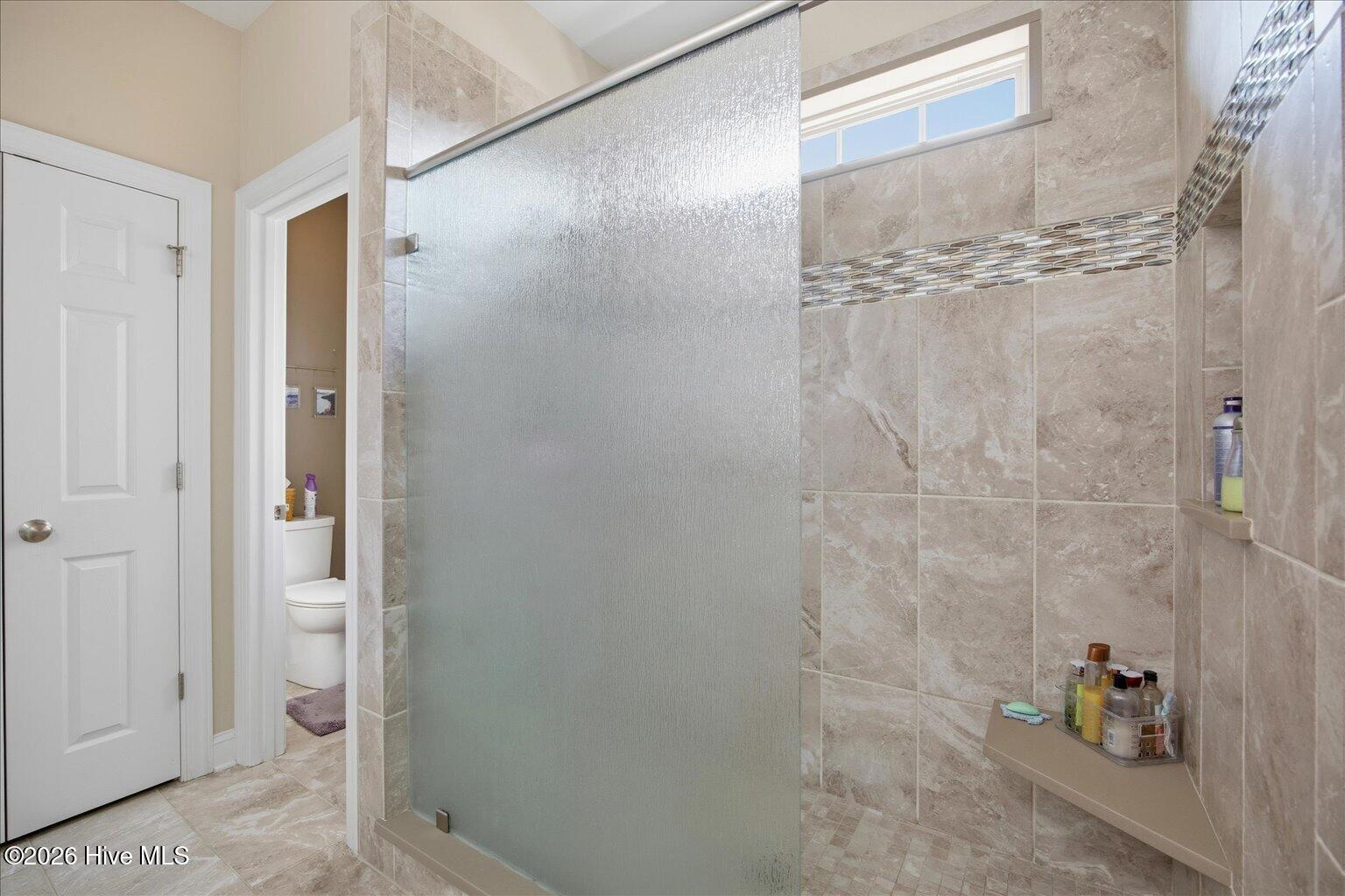 100560337 | Photo 20