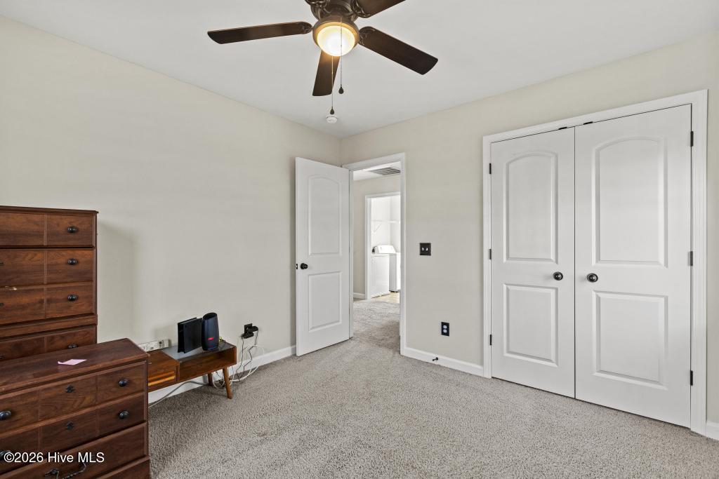 100566297 | Photo 19