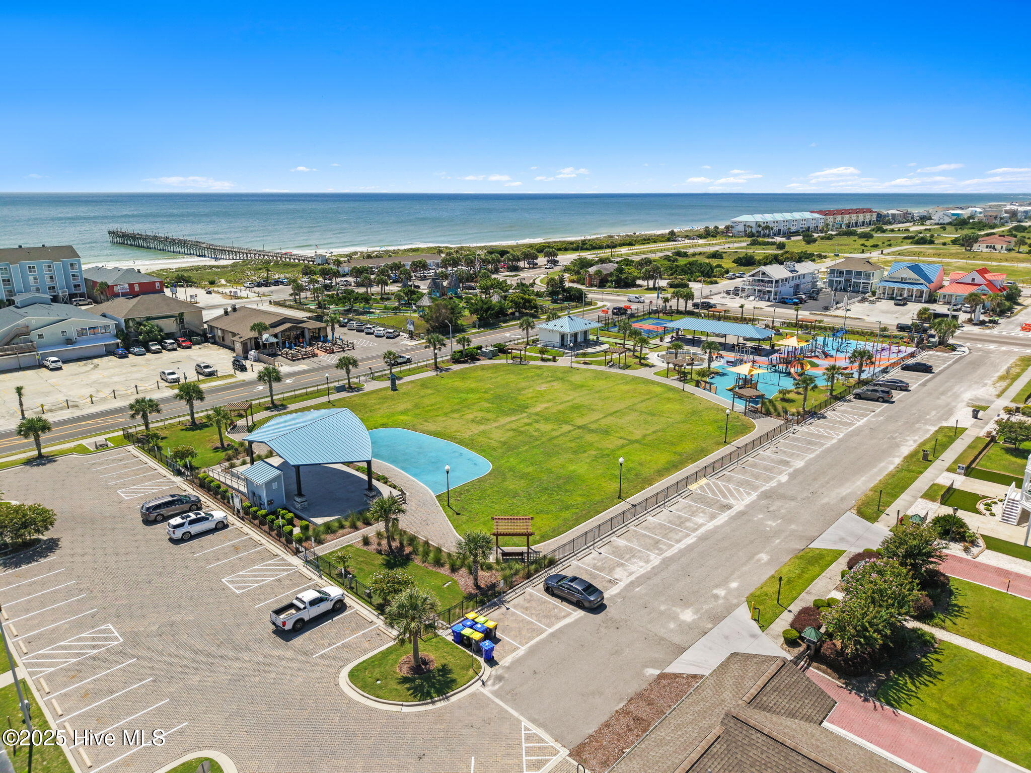 100527985 | Photo 55