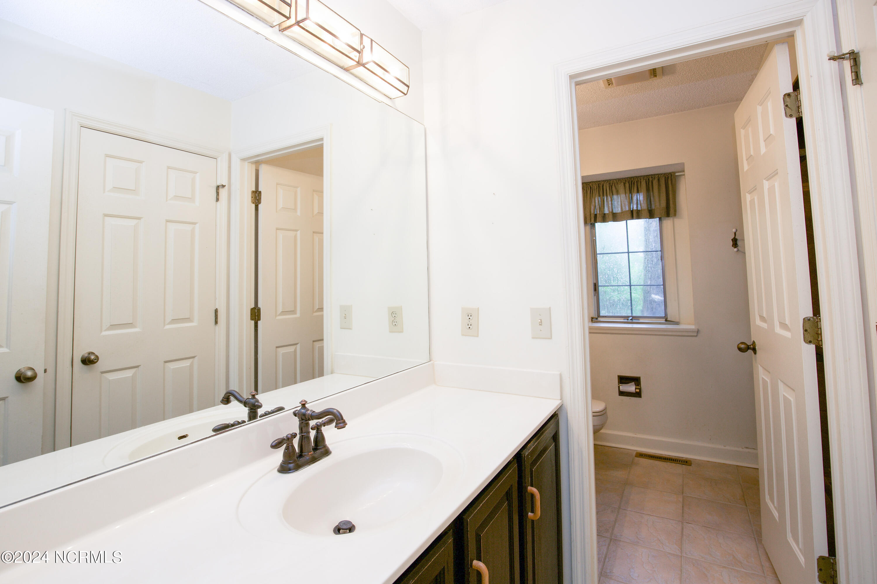 620 Diamondhead Dr S-34