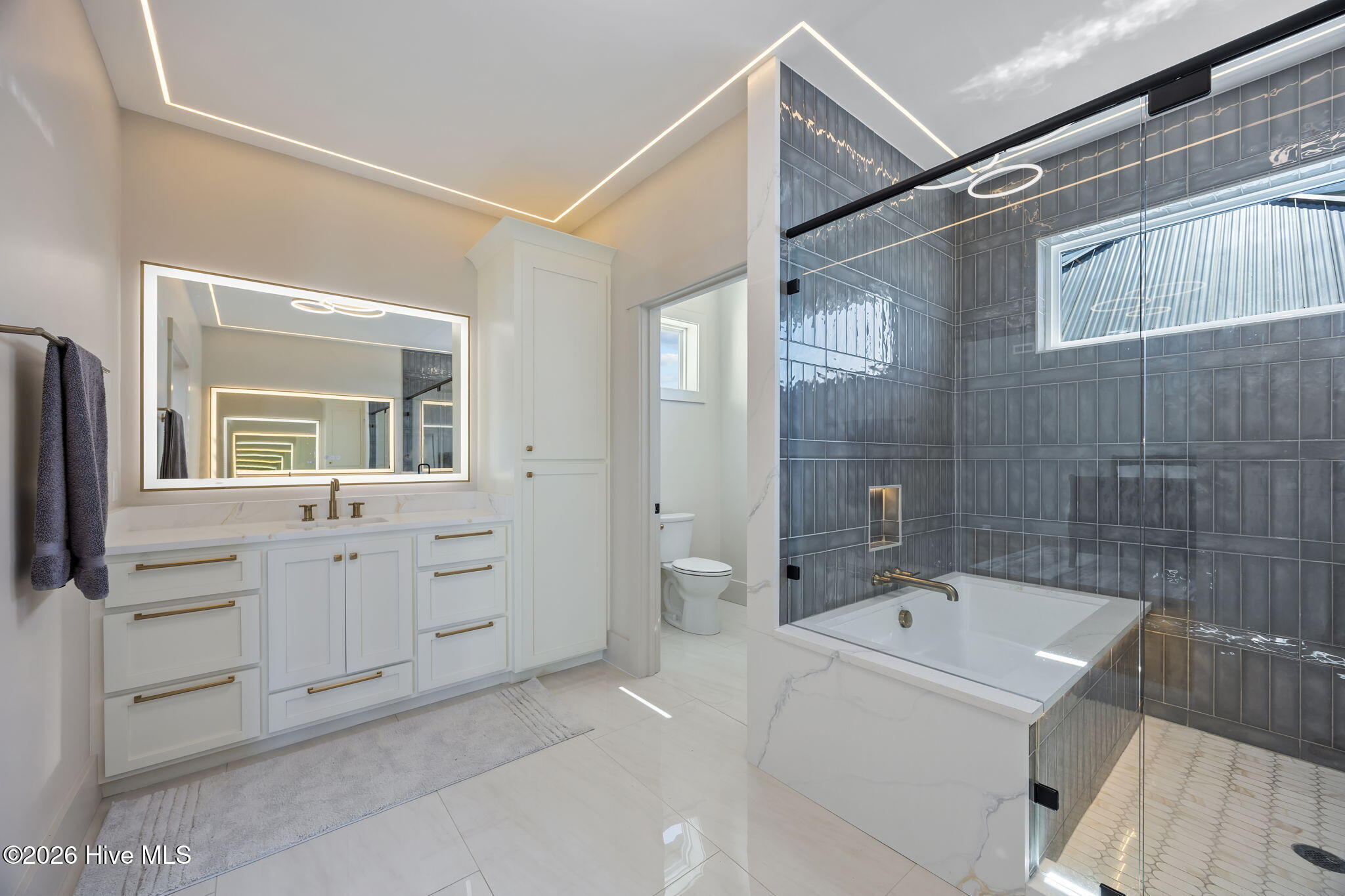 208 Radio Island Road, Morehead City, NC, 28557