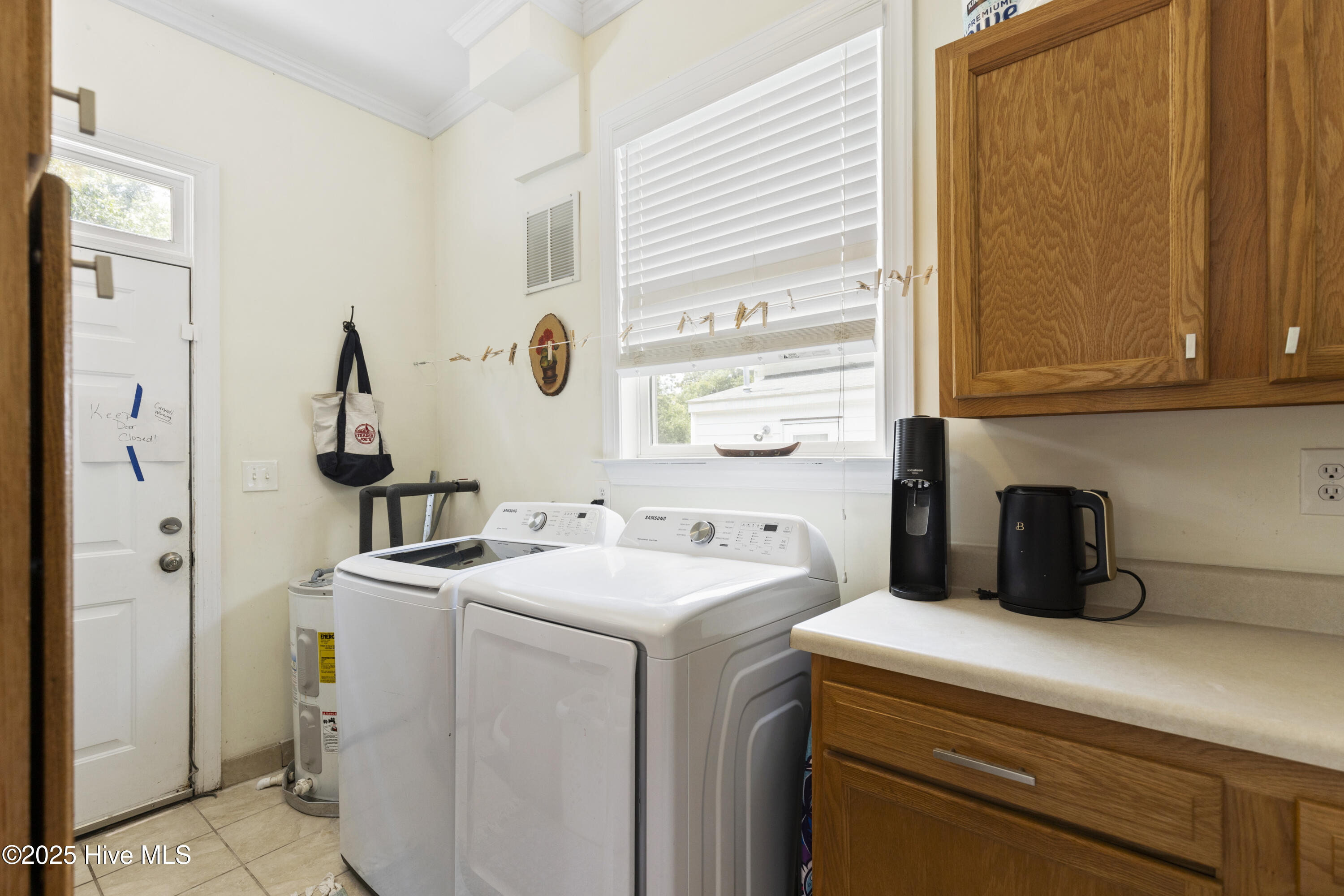 100516838 | Photo 19