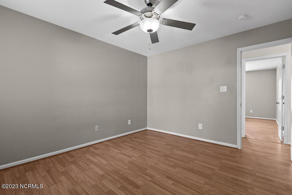 100557741 | Photo 12