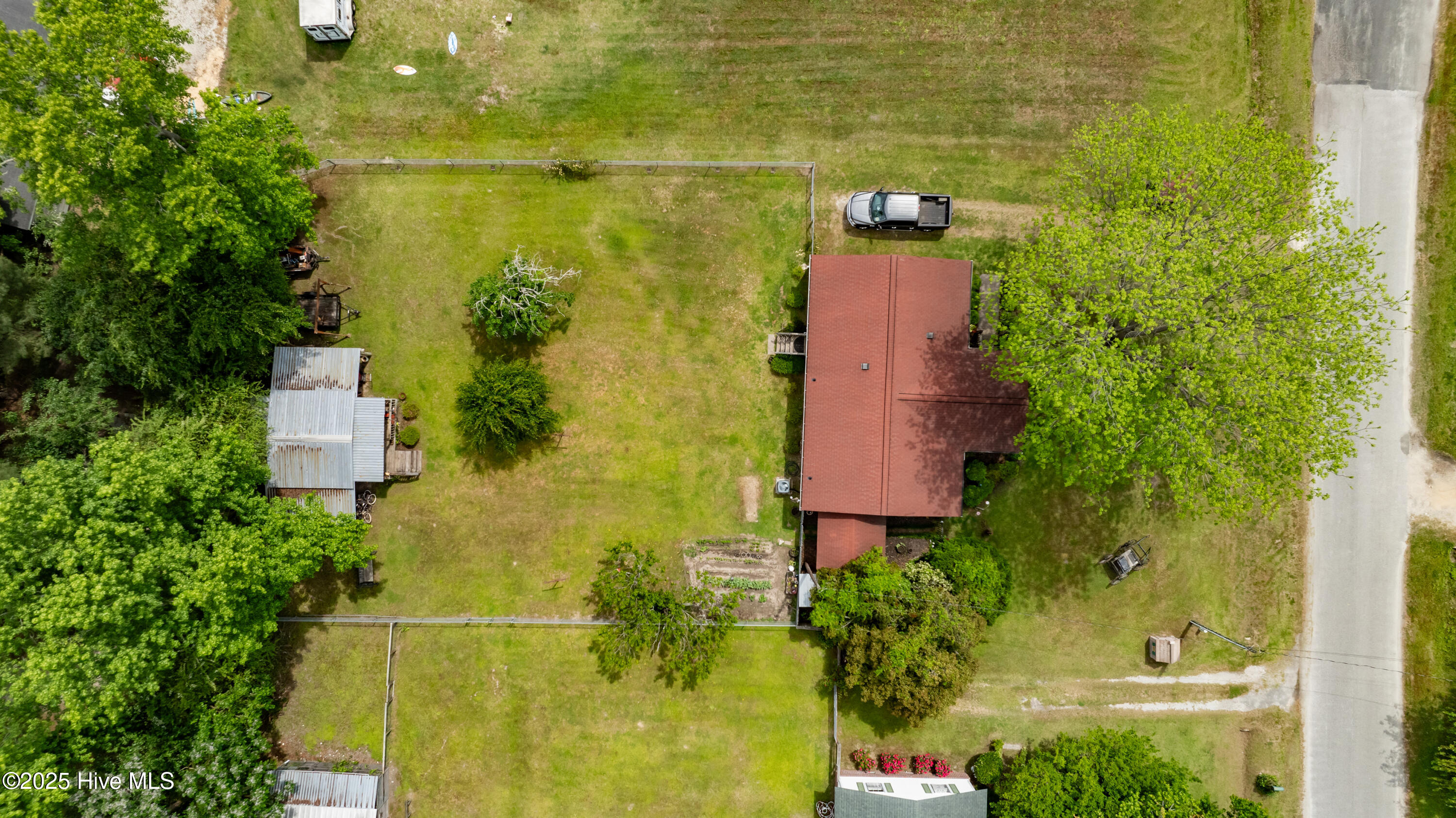 100503942 | Photo 36