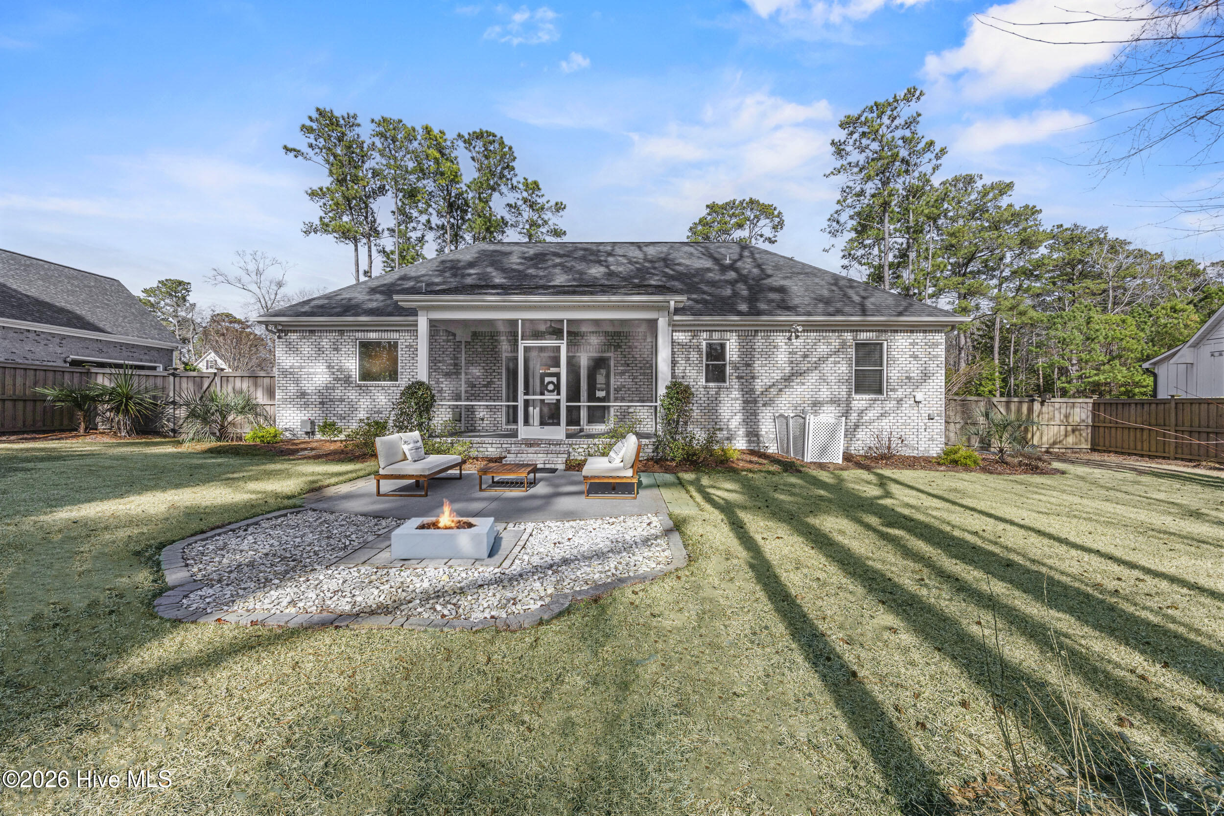 100550932 | Photo 48