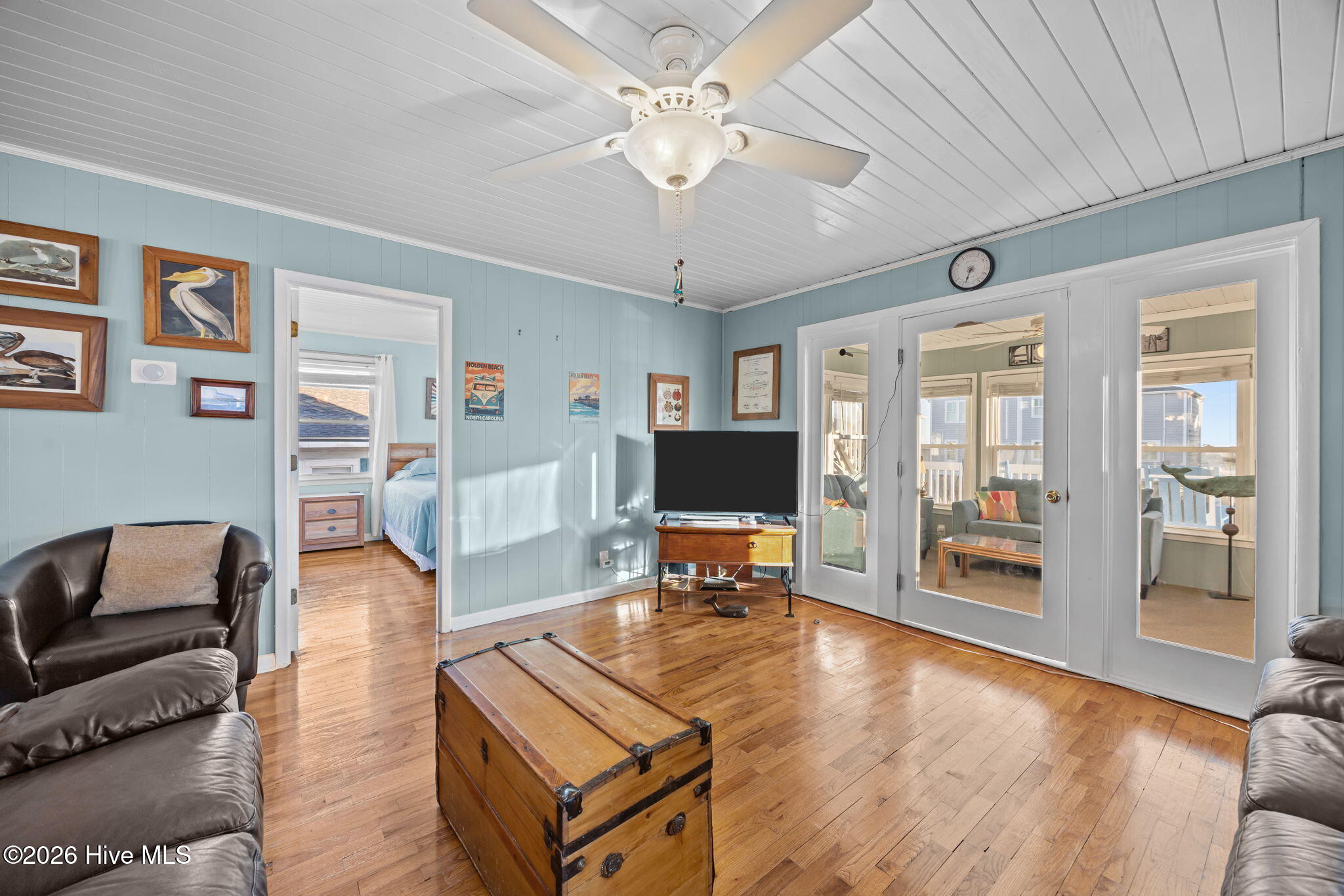 100549750 | Photo 23