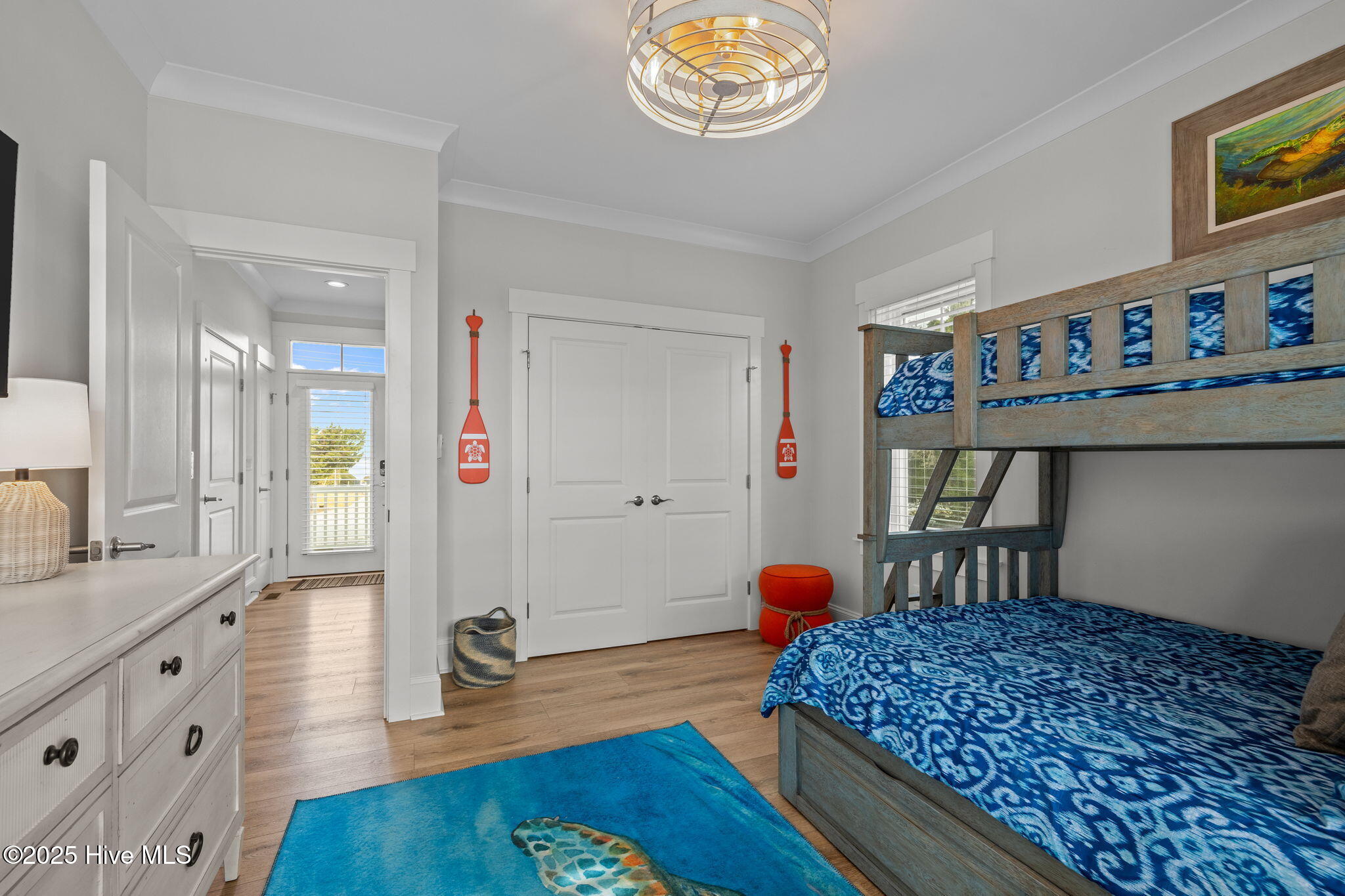 100544208 | Photo 26