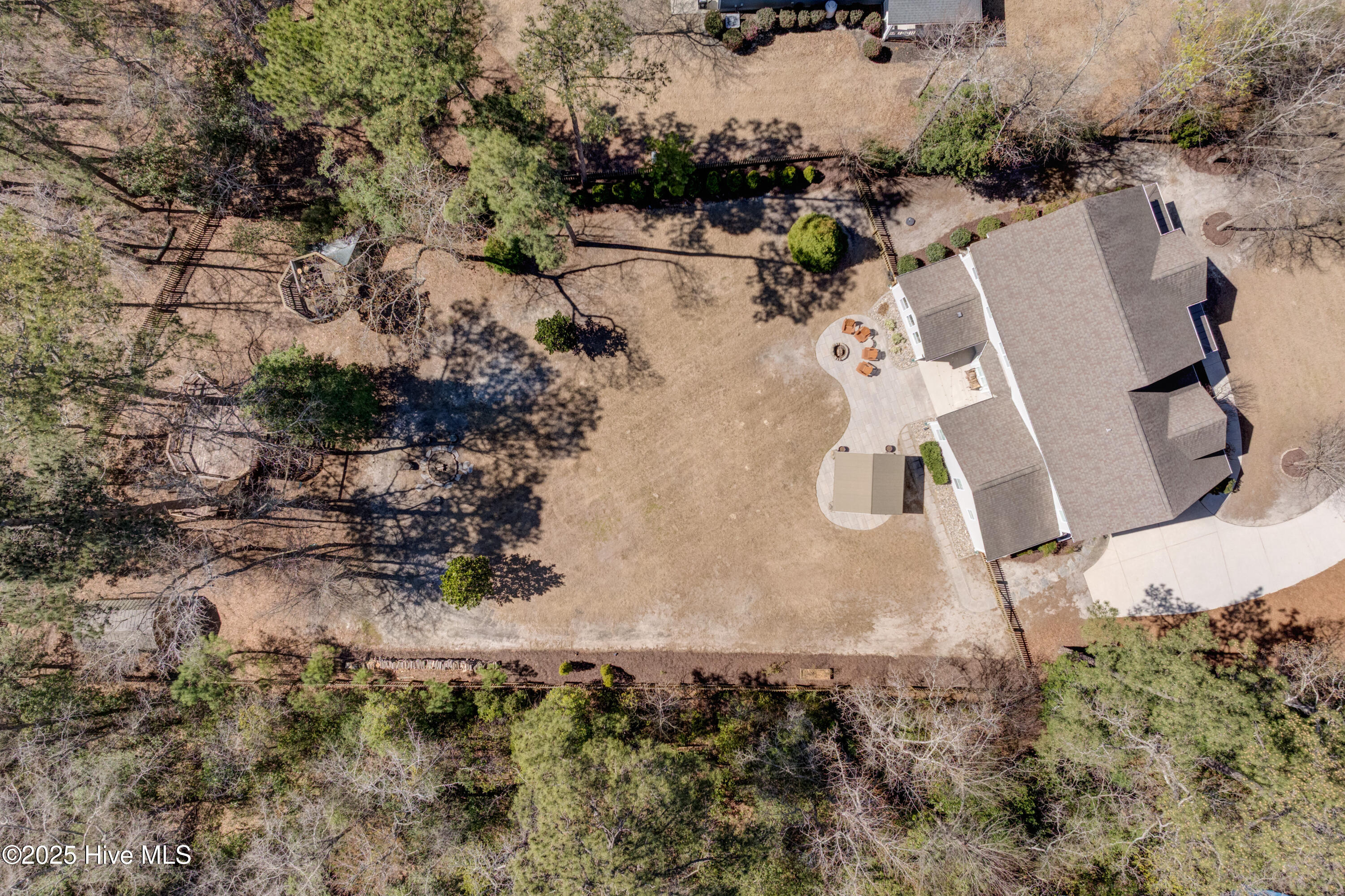 100496540 | Photo 92