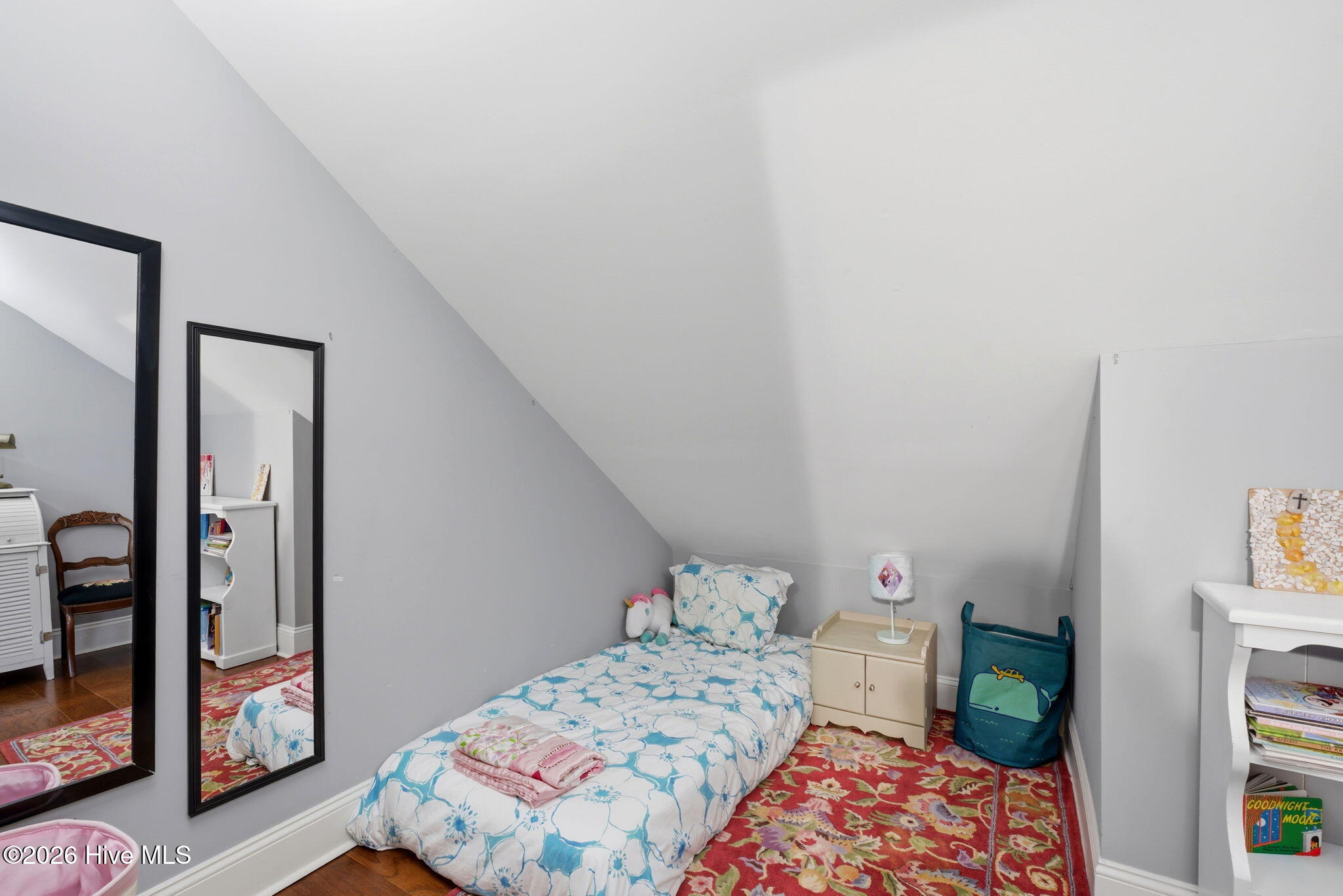 100553836 | Photo 25