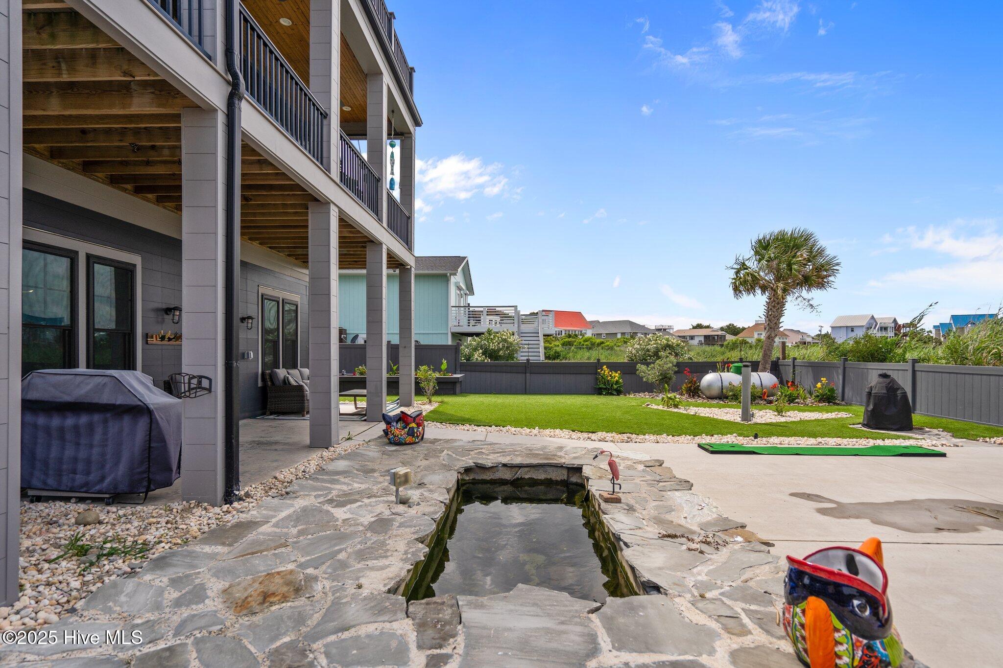 100514029 | Photo 77