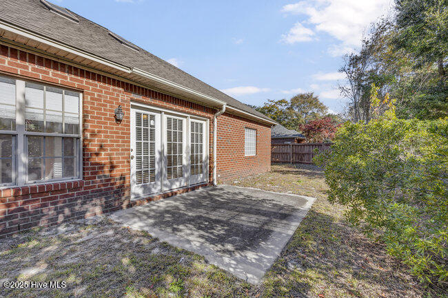 100542118 | Photo 26