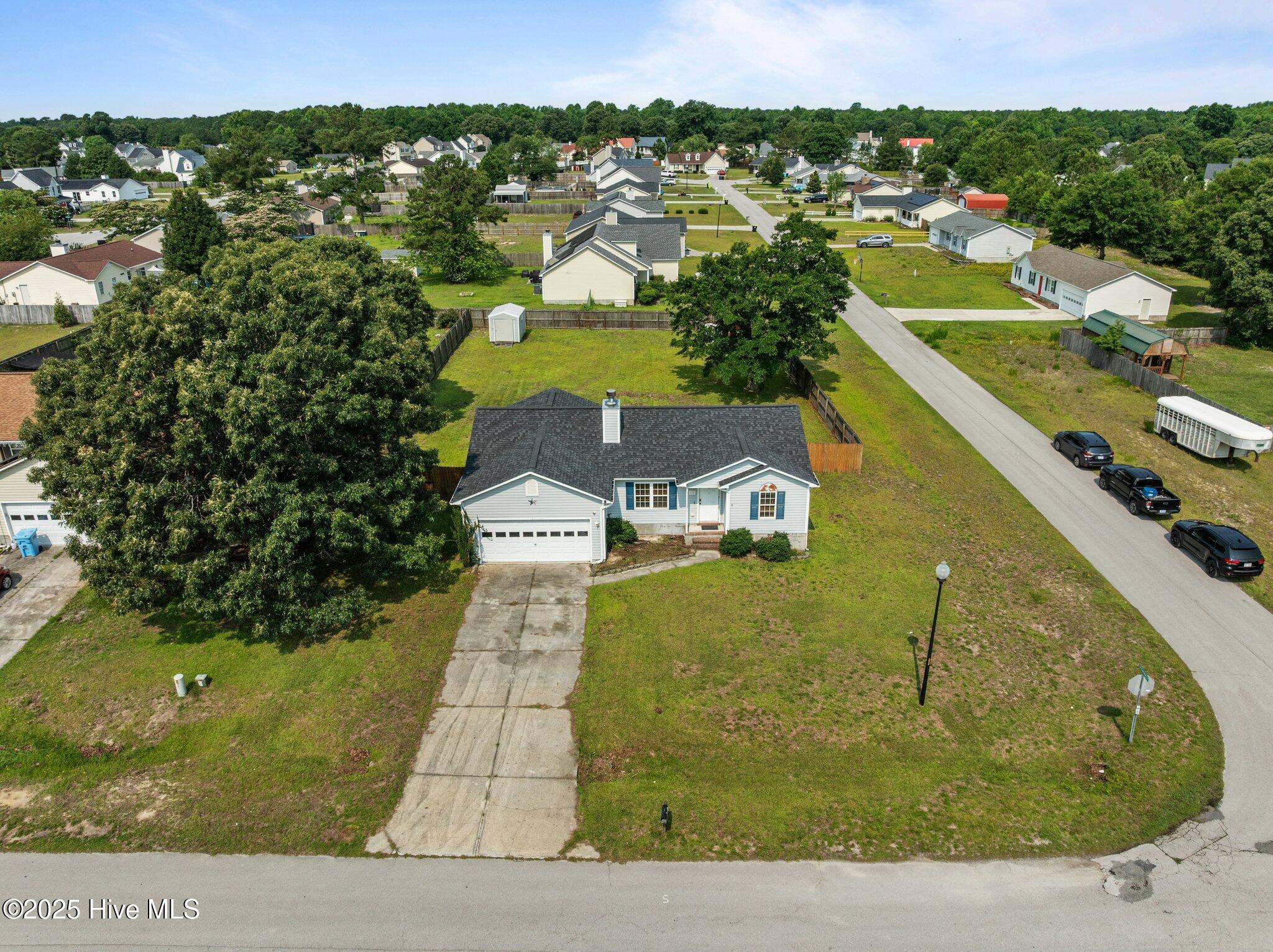 100533618 | Photo 35