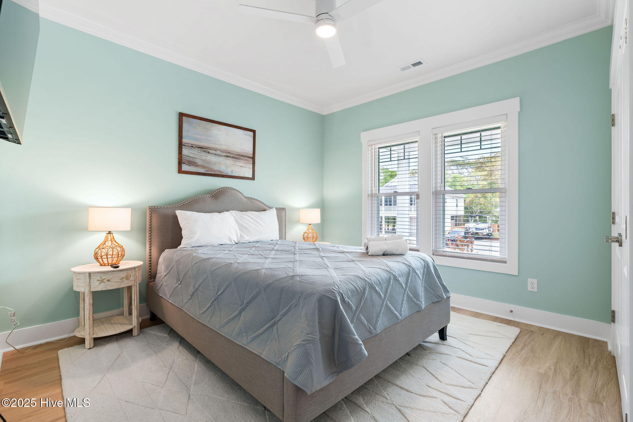 100555658 | Photo 40