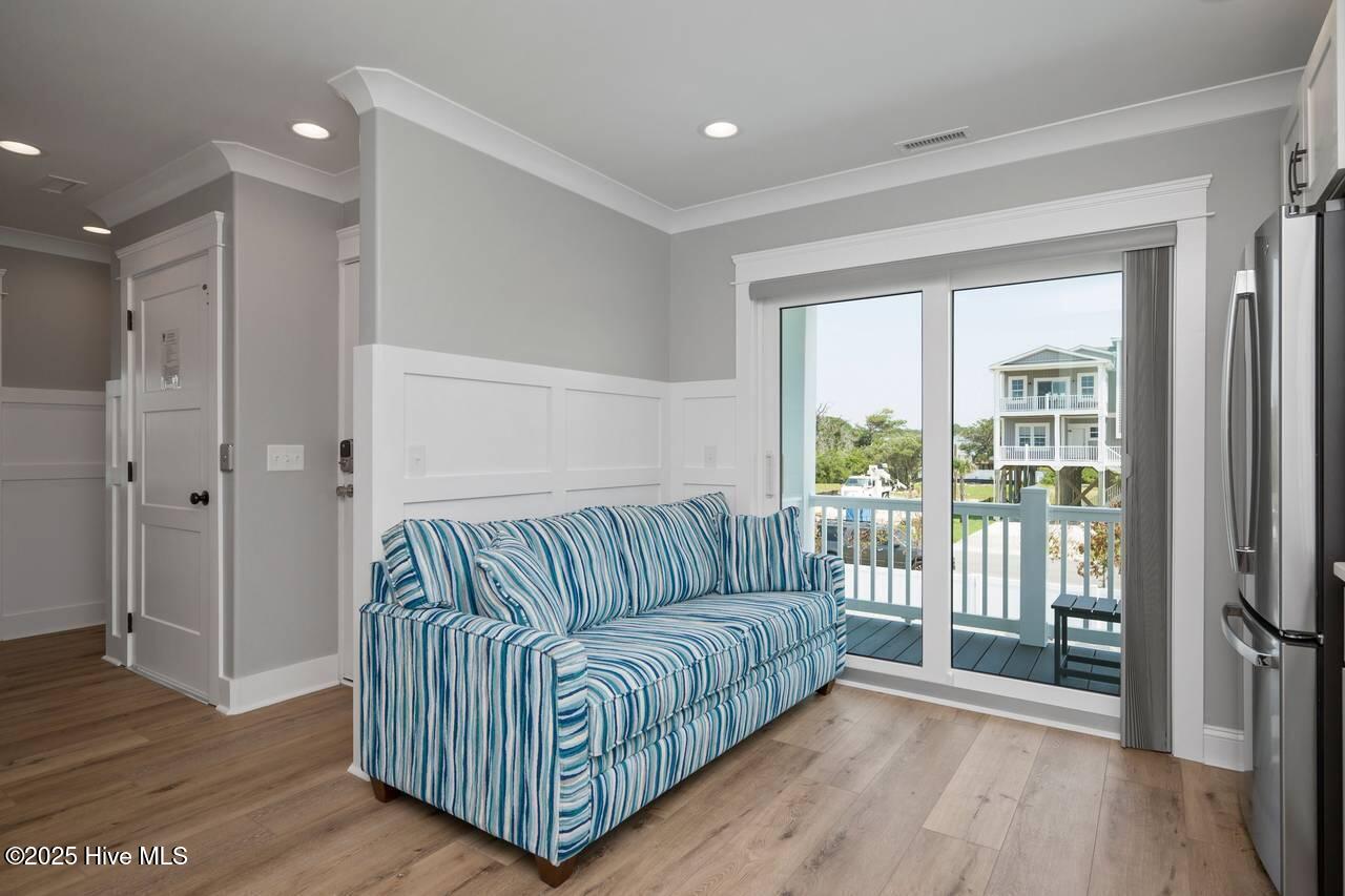 100527522 | Photo 91