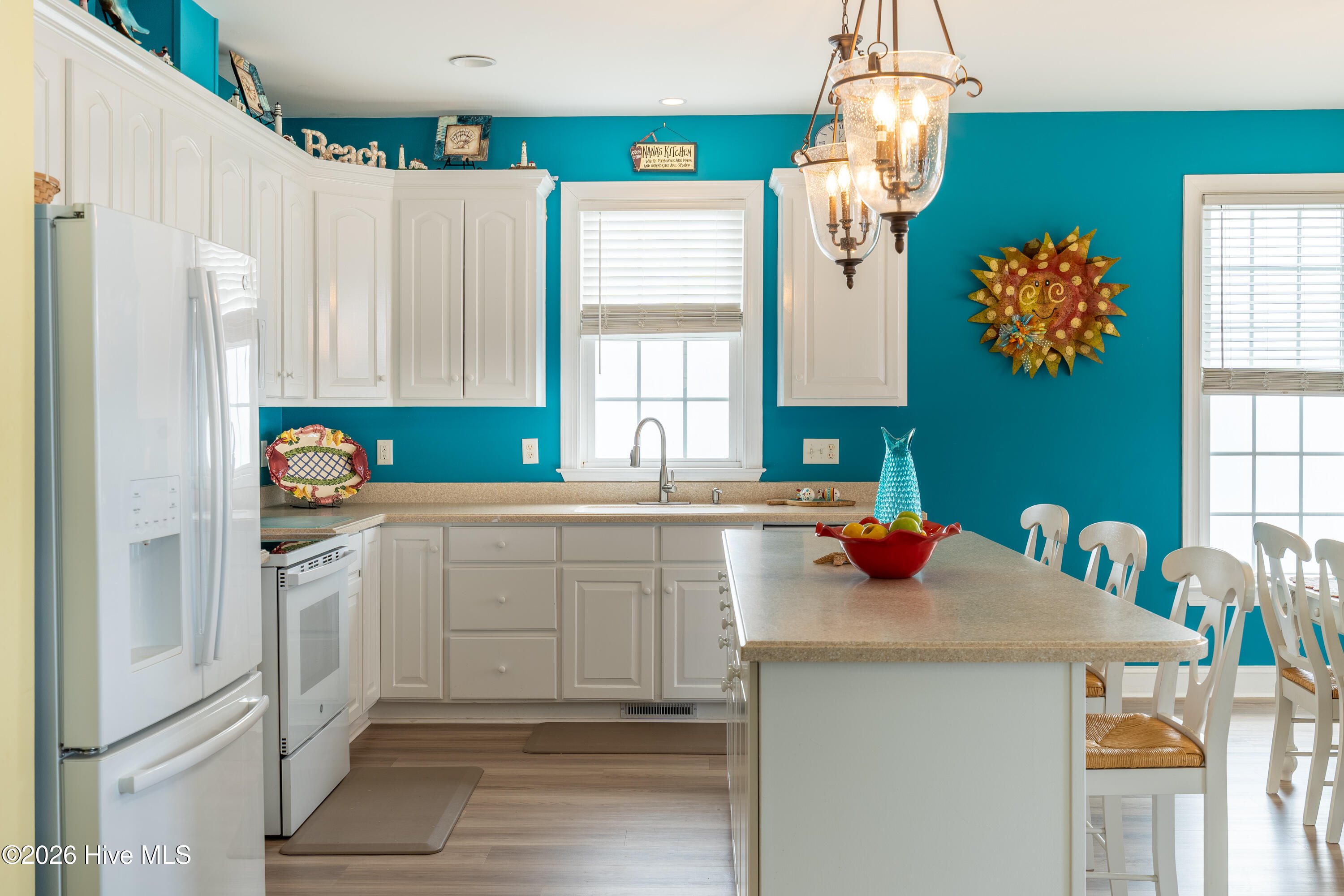 7037 7th Street, Surf City, NC, 28445