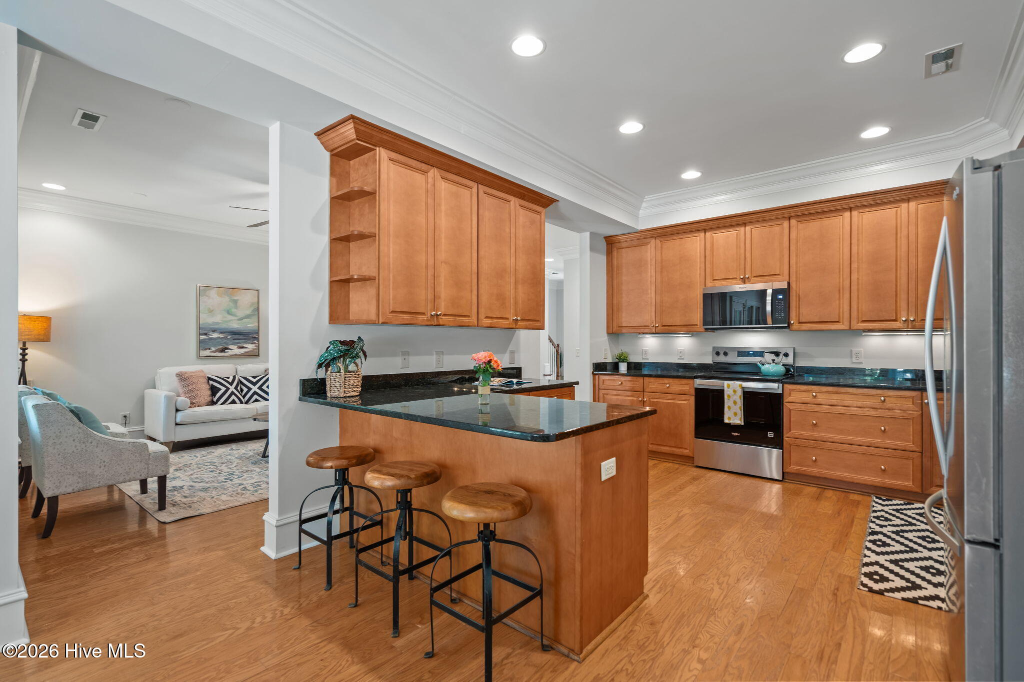 100563251 | Photo 10